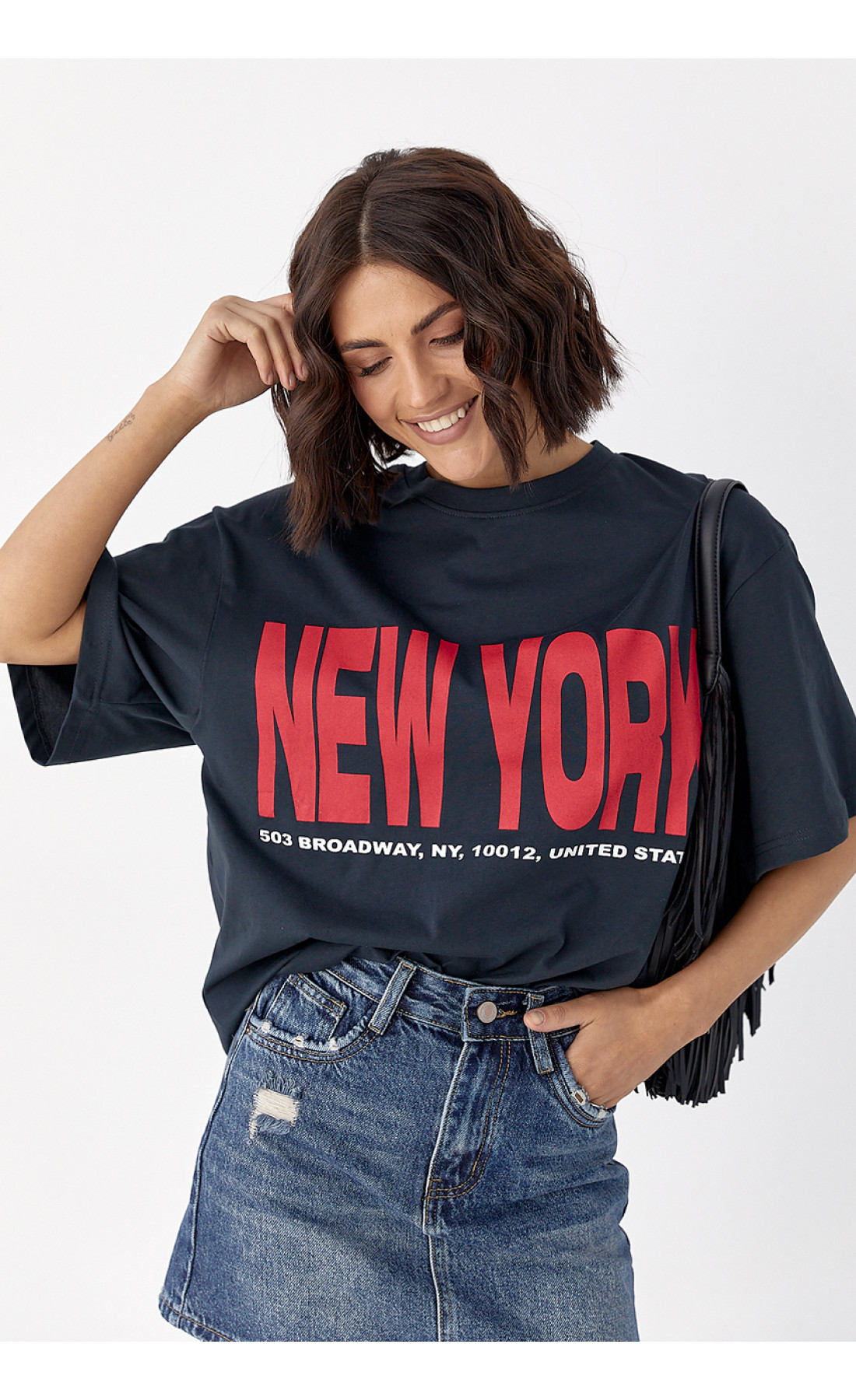 Футболка oversize з написом New York  чорний колір