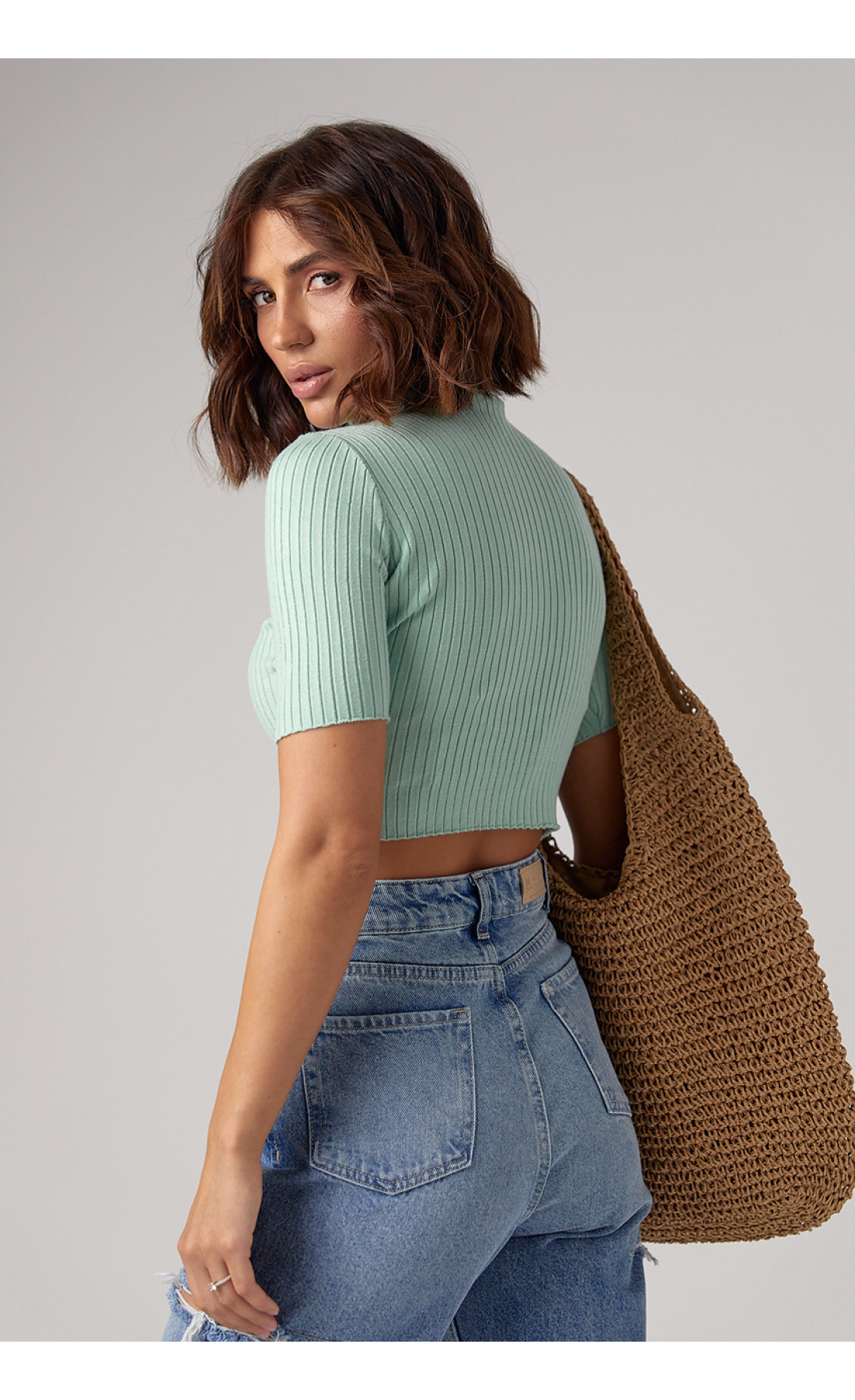 Жіноча вкорочена водолазка з коротким рукавом  м'ятний колір