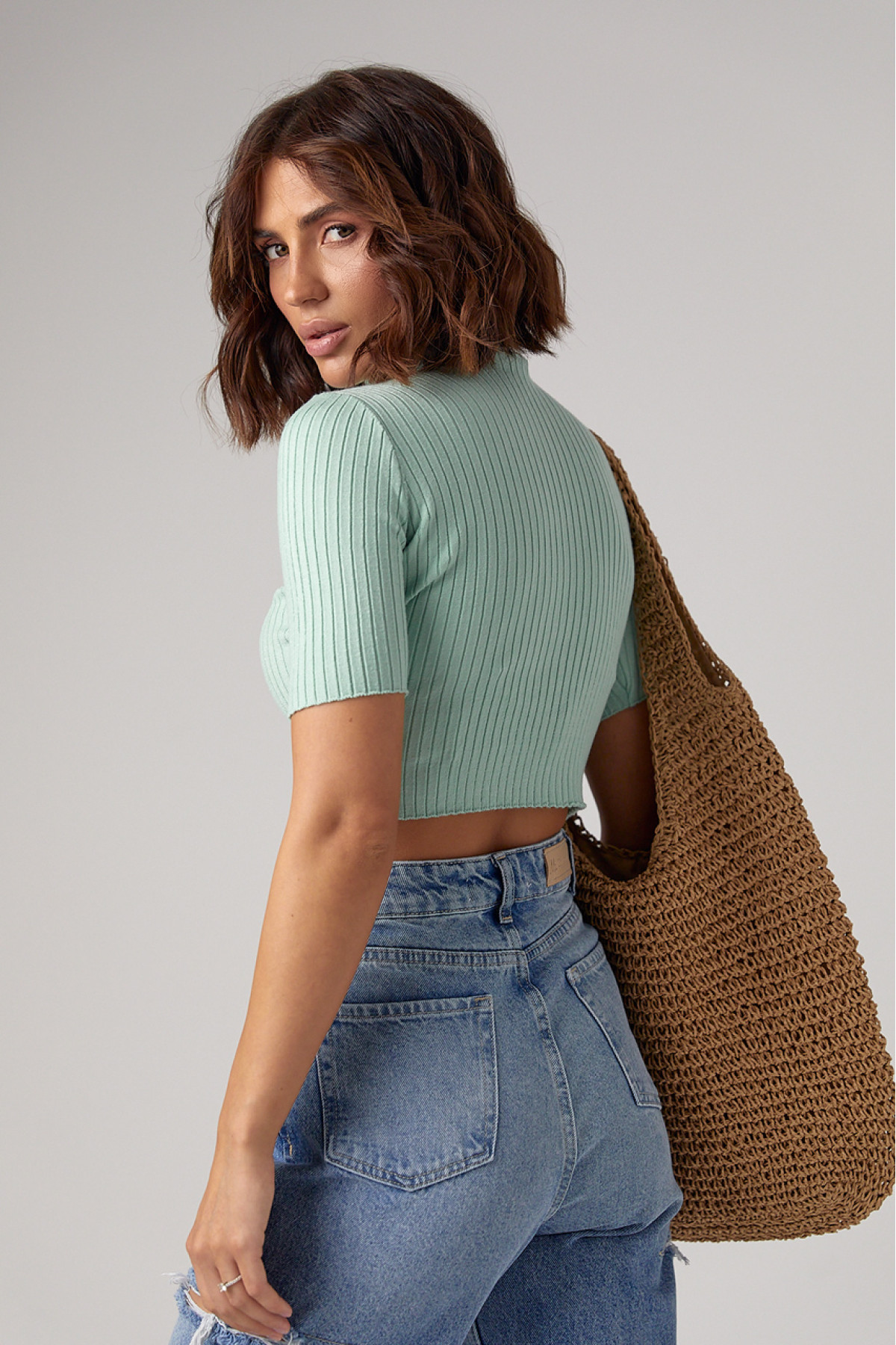 Жіноча вкорочена водолазка з коротким рукавом  м'ятний колір