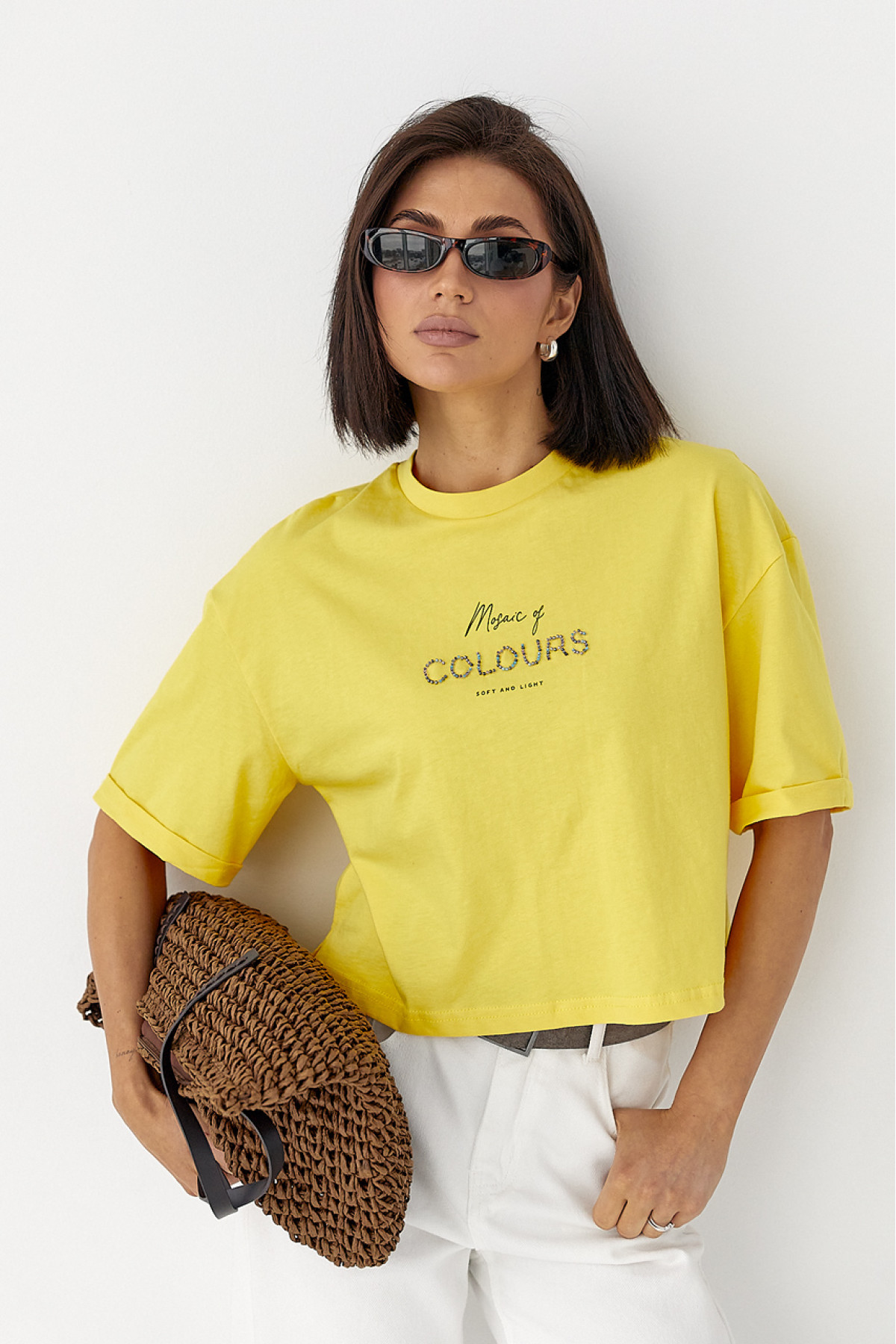 Футболка з надписом із бісеру  жовтий колір