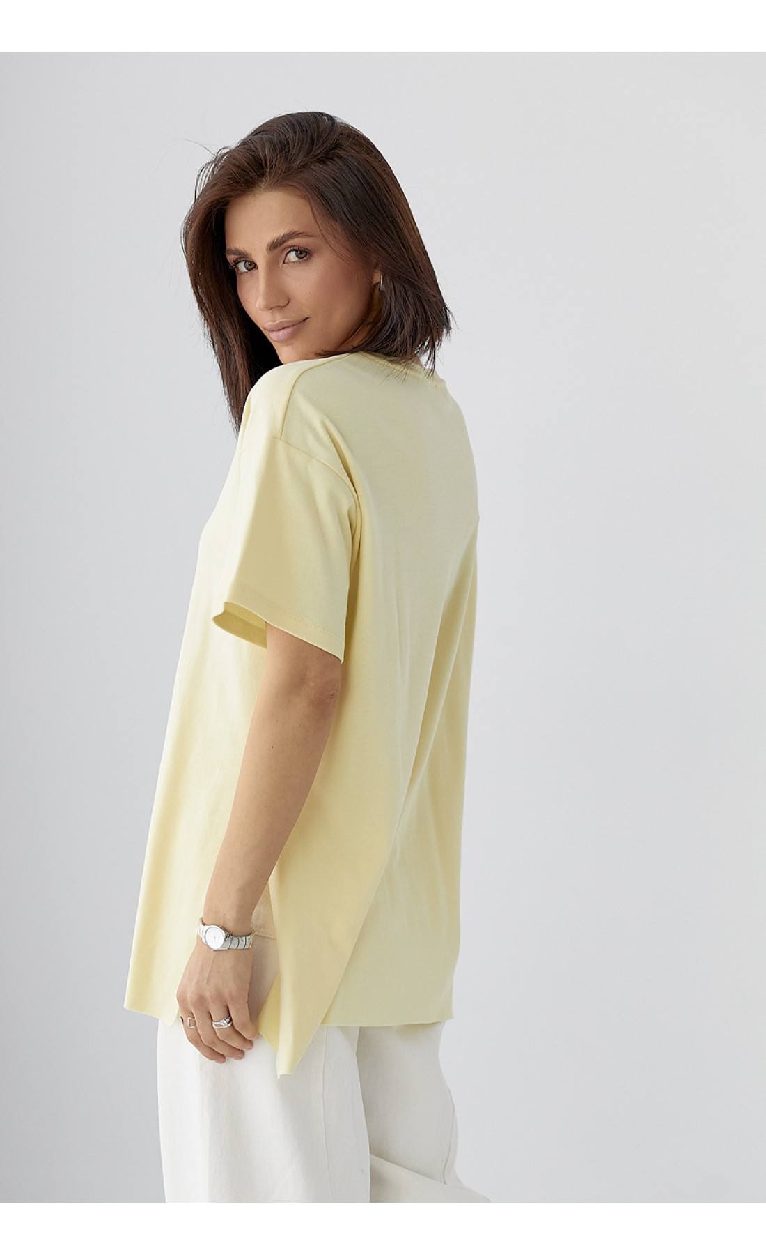 Однотонна футболка з розрізами  жовтий колір