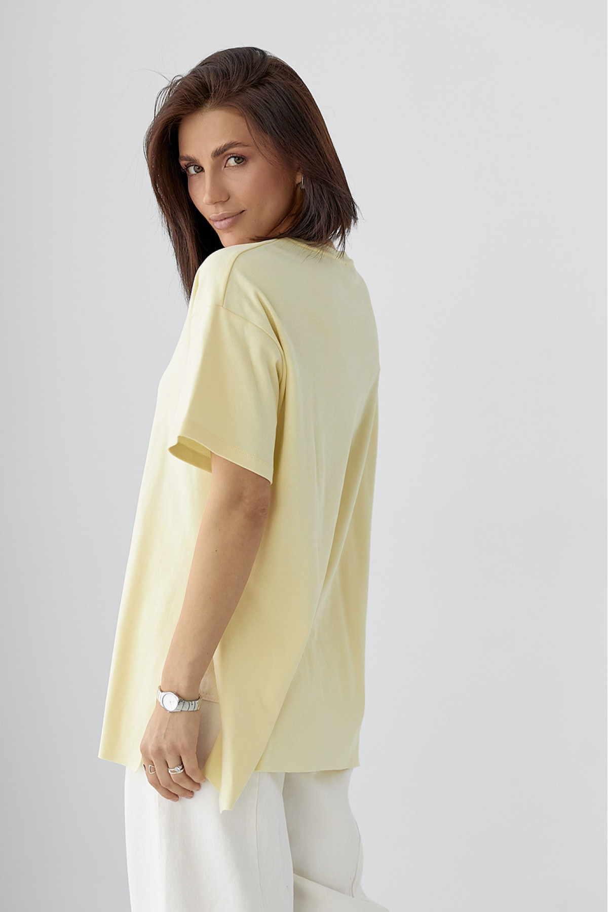 Однотонна футболка з розрізами  жовтий колір