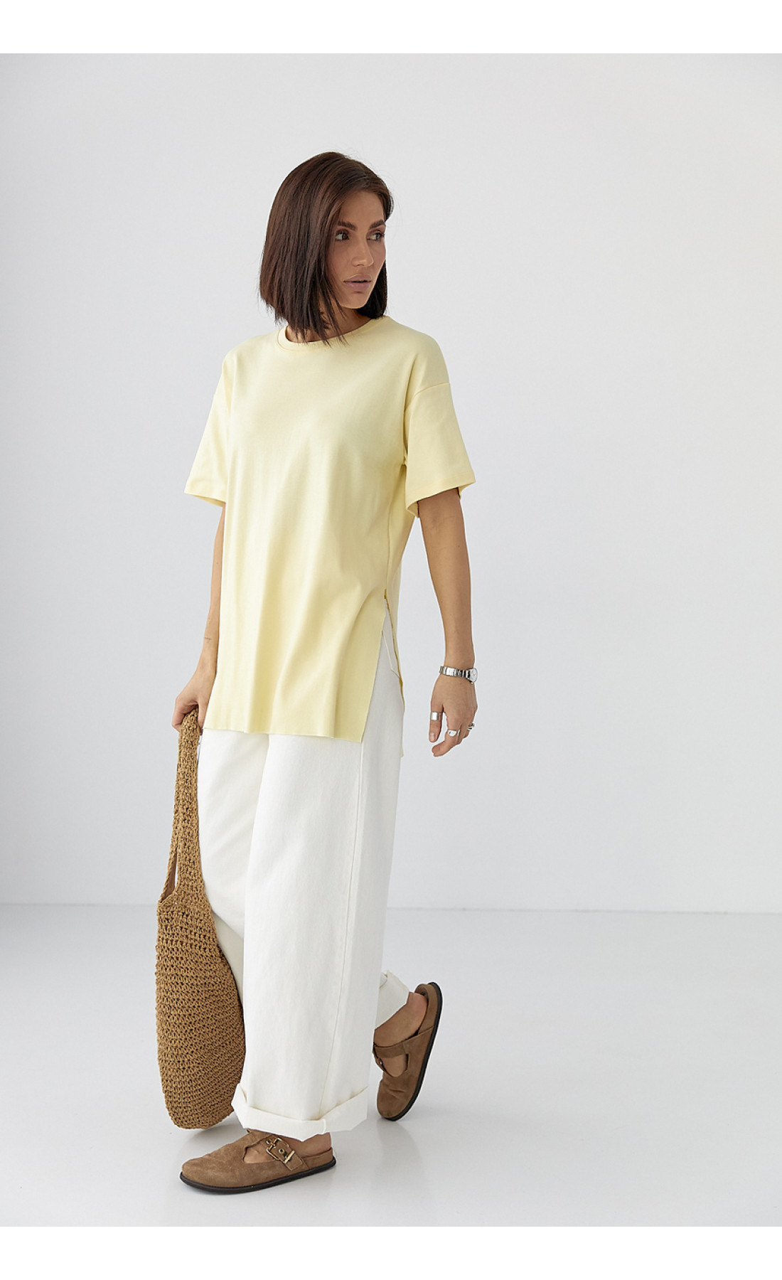 Однотонна футболка з розрізами  жовтий колір