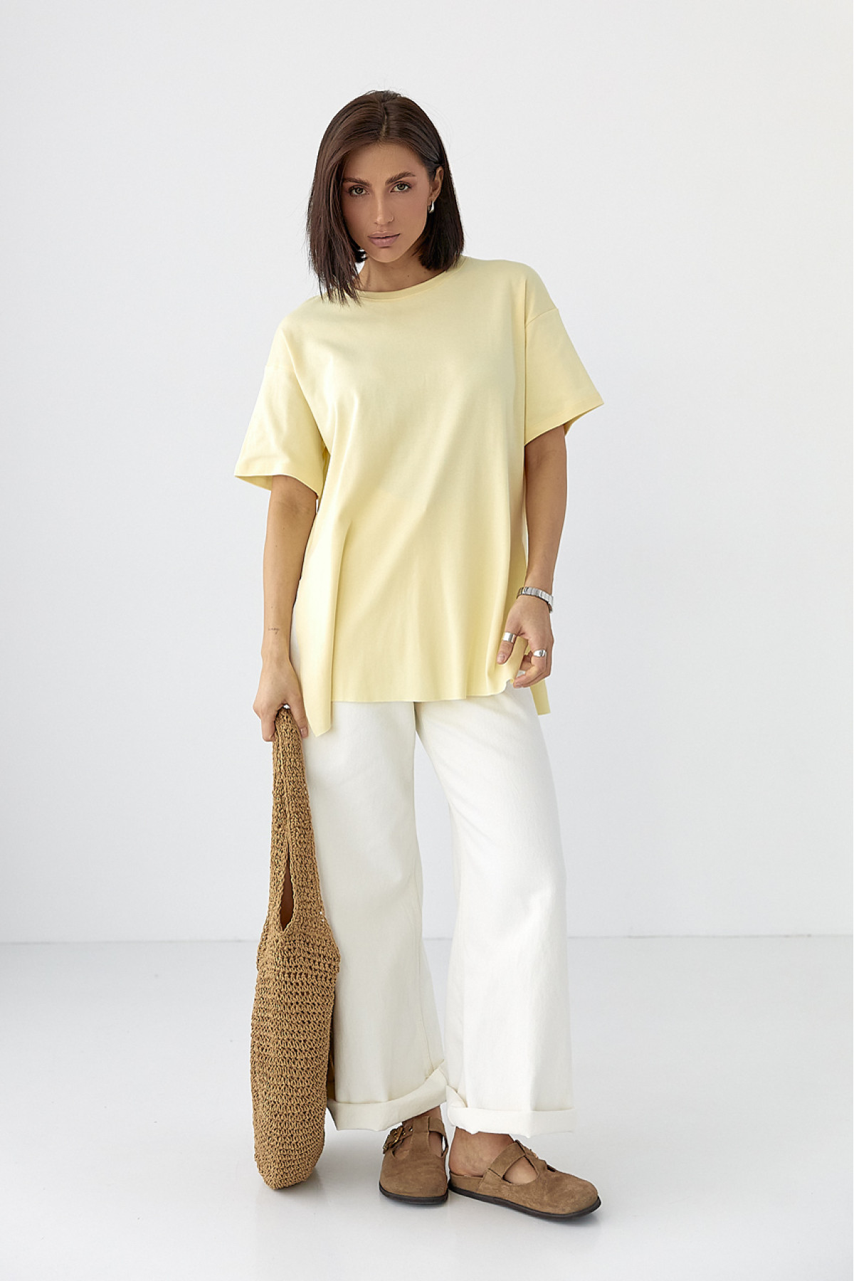 Однотонна футболка з розрізами  жовтий колір