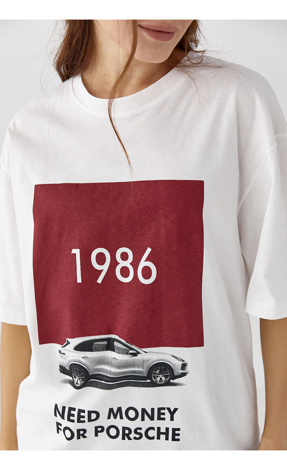 Жіноча футболка з принтом Porsche  білий колір