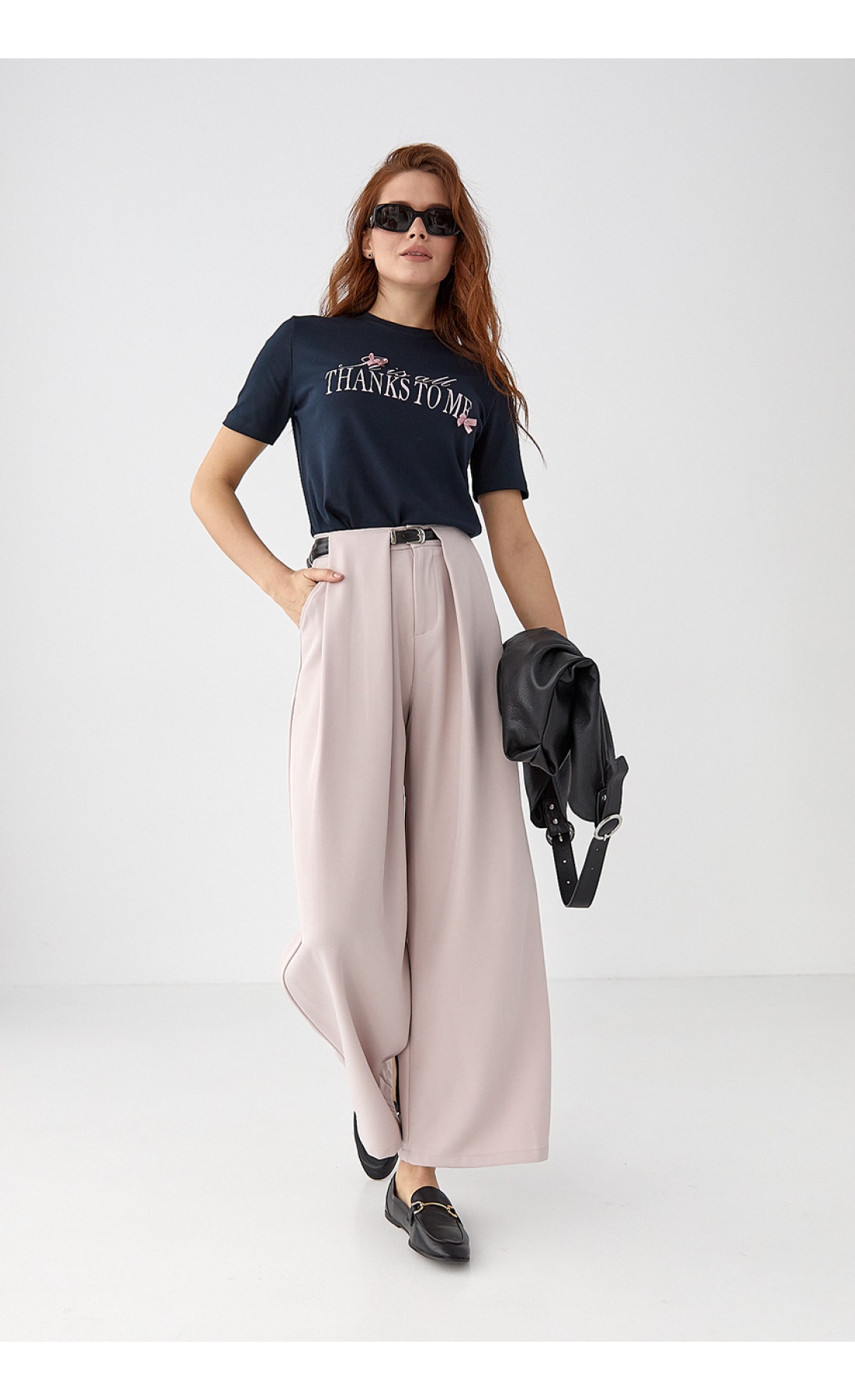 Футболка з написом і бантами  темносиній колір