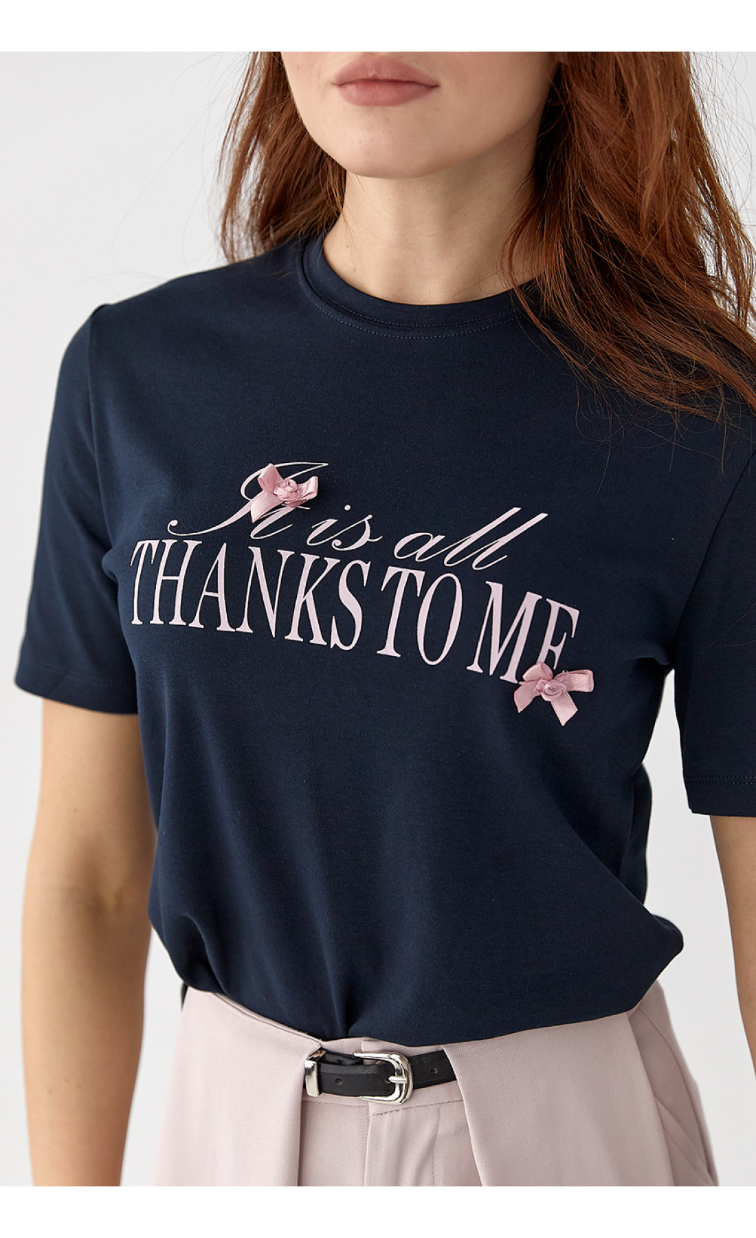 Футболка з написом і бантами  темносиній колір