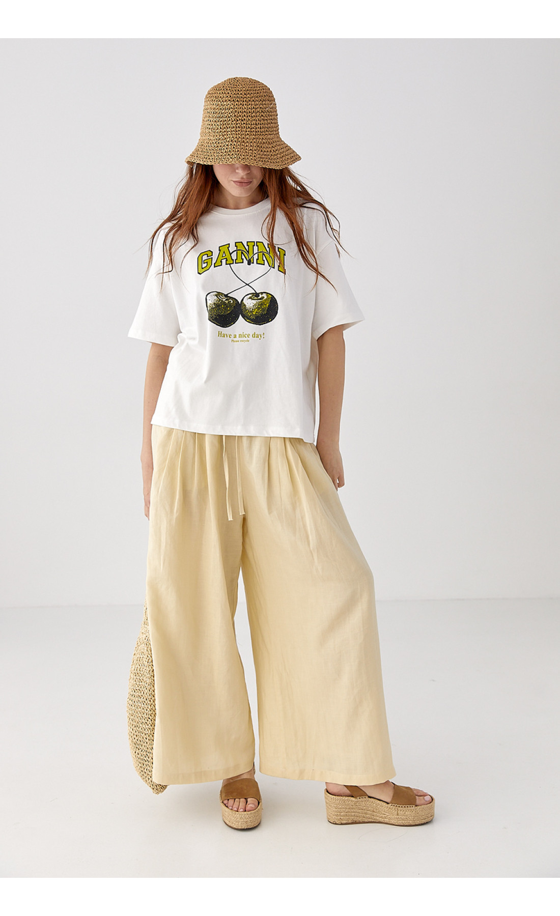 Футболка з написом Ganni  білий колір