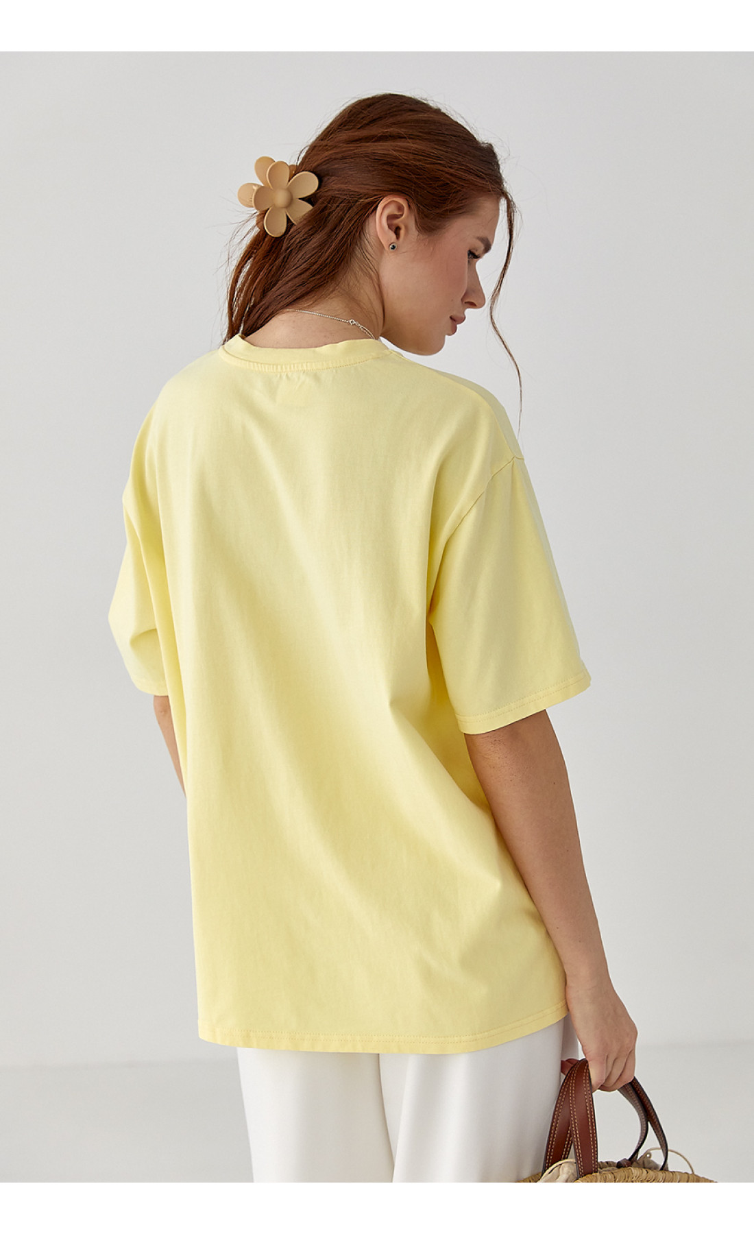 Футболка вільного крою з вишитим написом  жовтий колір