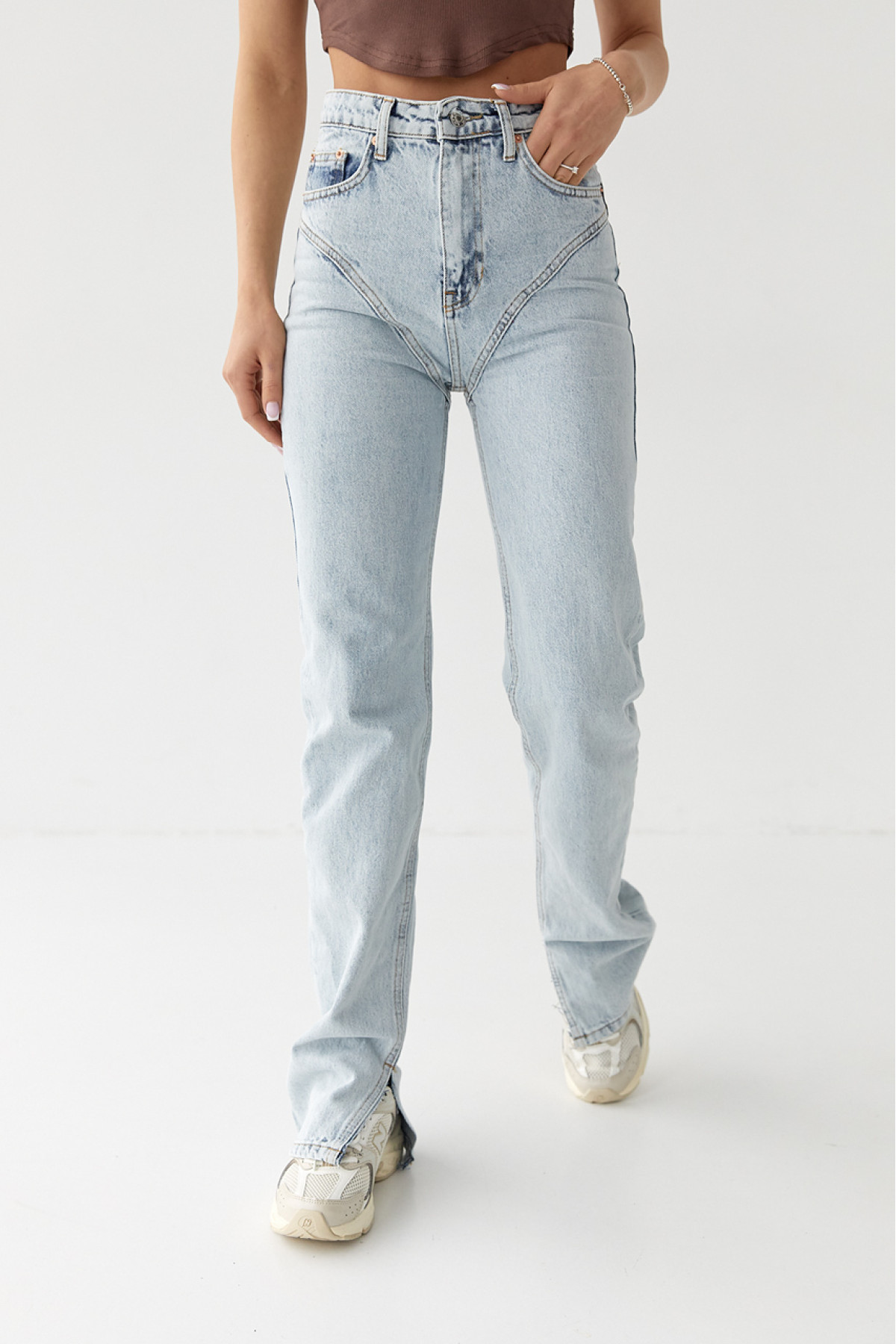 Джинси з високою талією та фігурною кокеткою  небесноблакитний колір