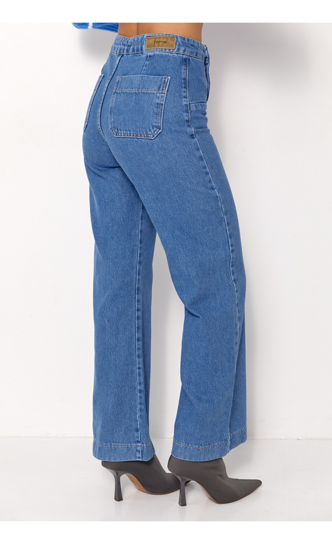 Жіночі жіночі джинси з ґудзиками спереду  синій колір