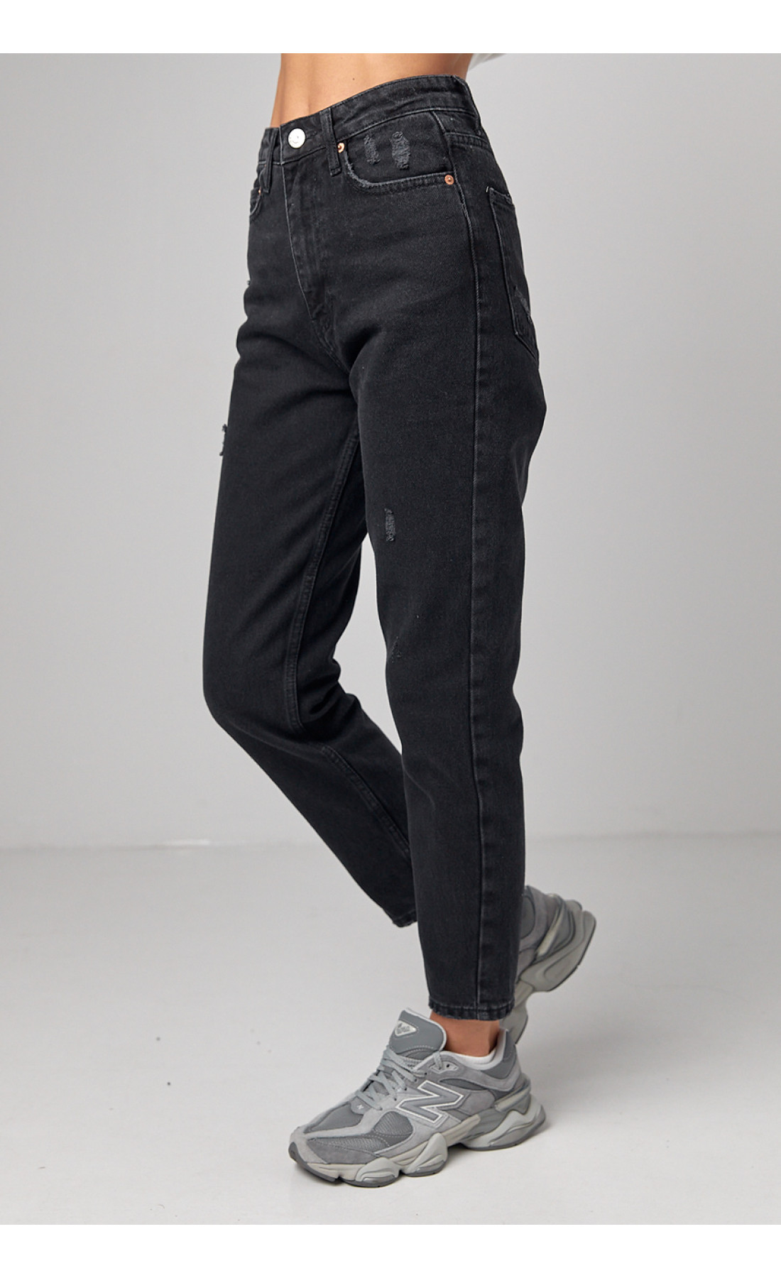 Укорочені жіночі жіночі джинси МОМ  чорний колір