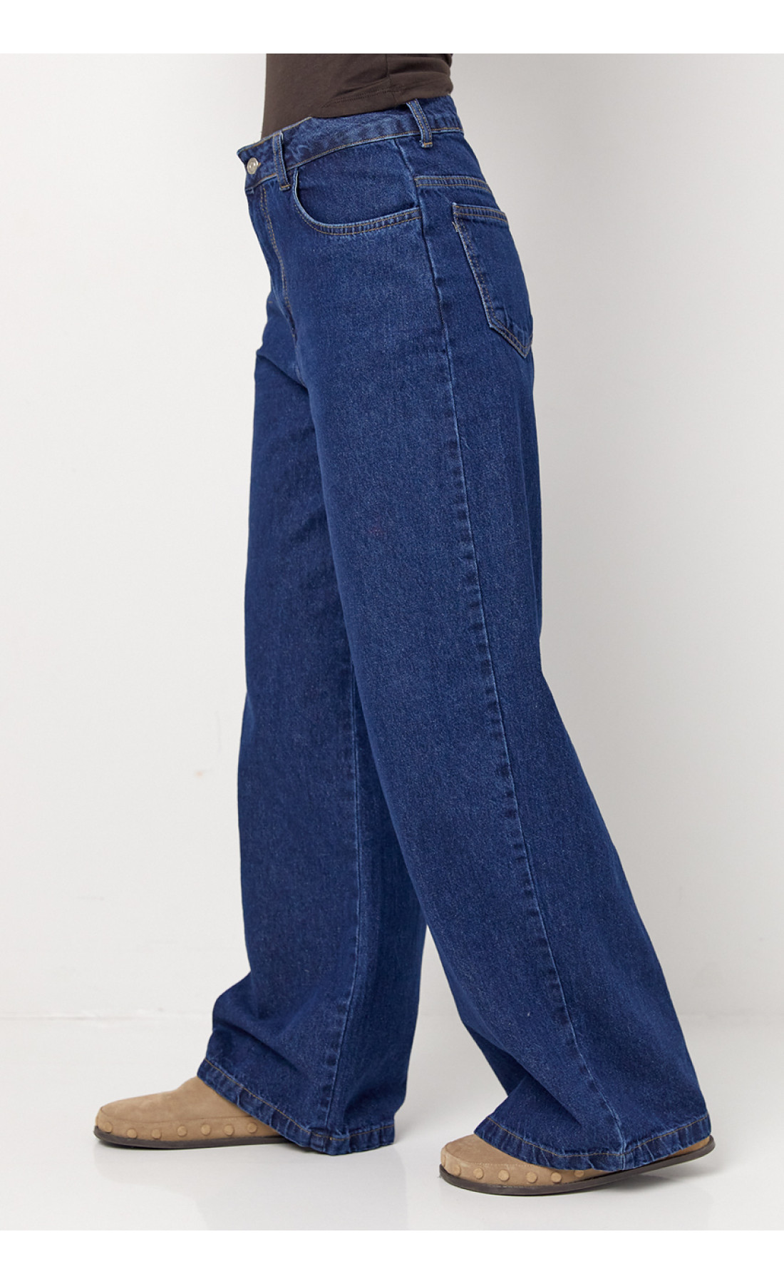 Однотонні жіночі жіночі джинси прямого крою  темносиній колір