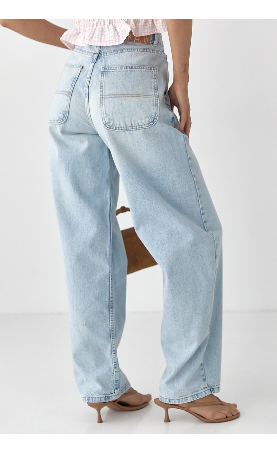 Однотонні жіночі джинси Baggy  блакитний колір