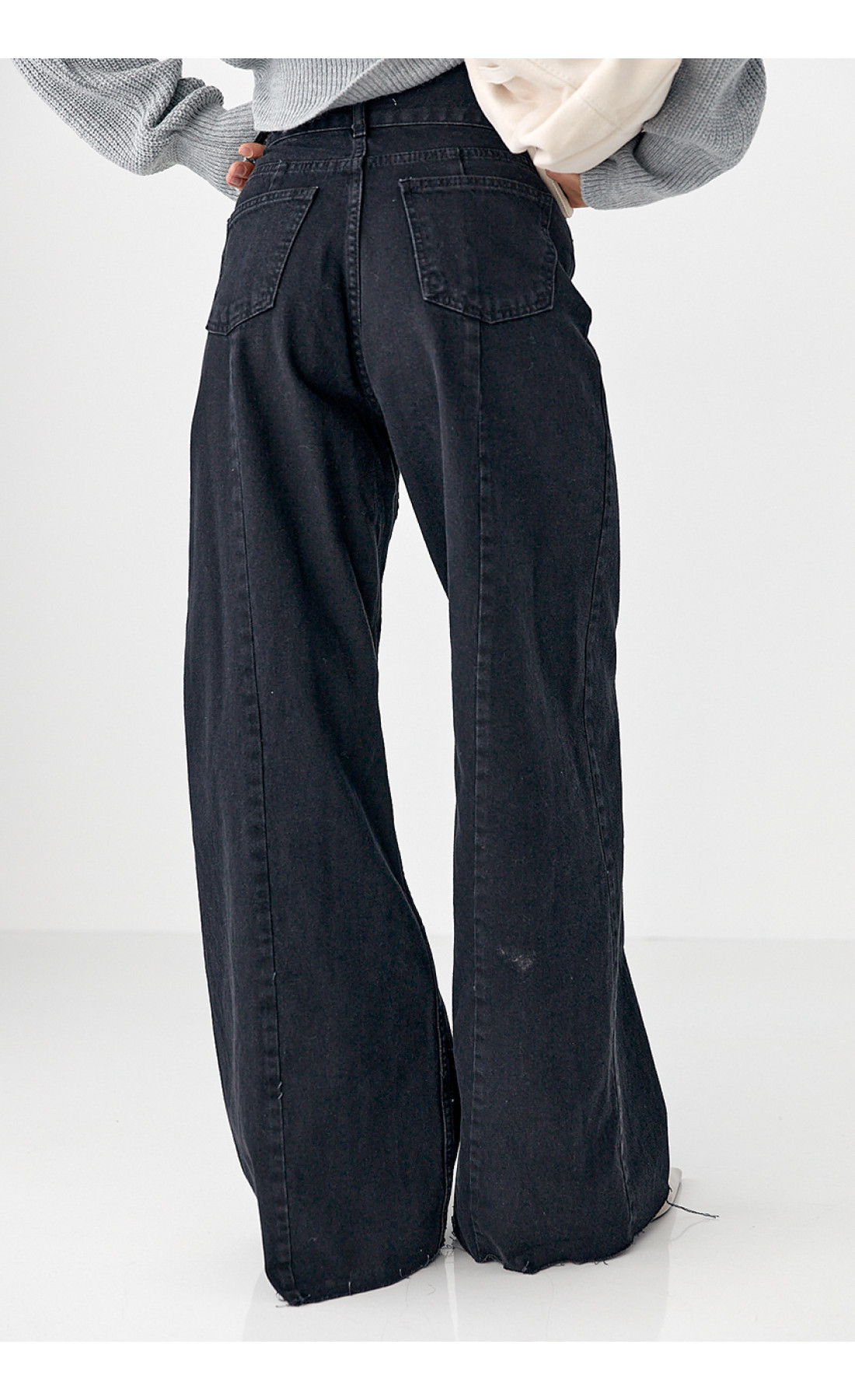 Чорні жіночі джинси Palazzo з необробленим низом  чорний колір