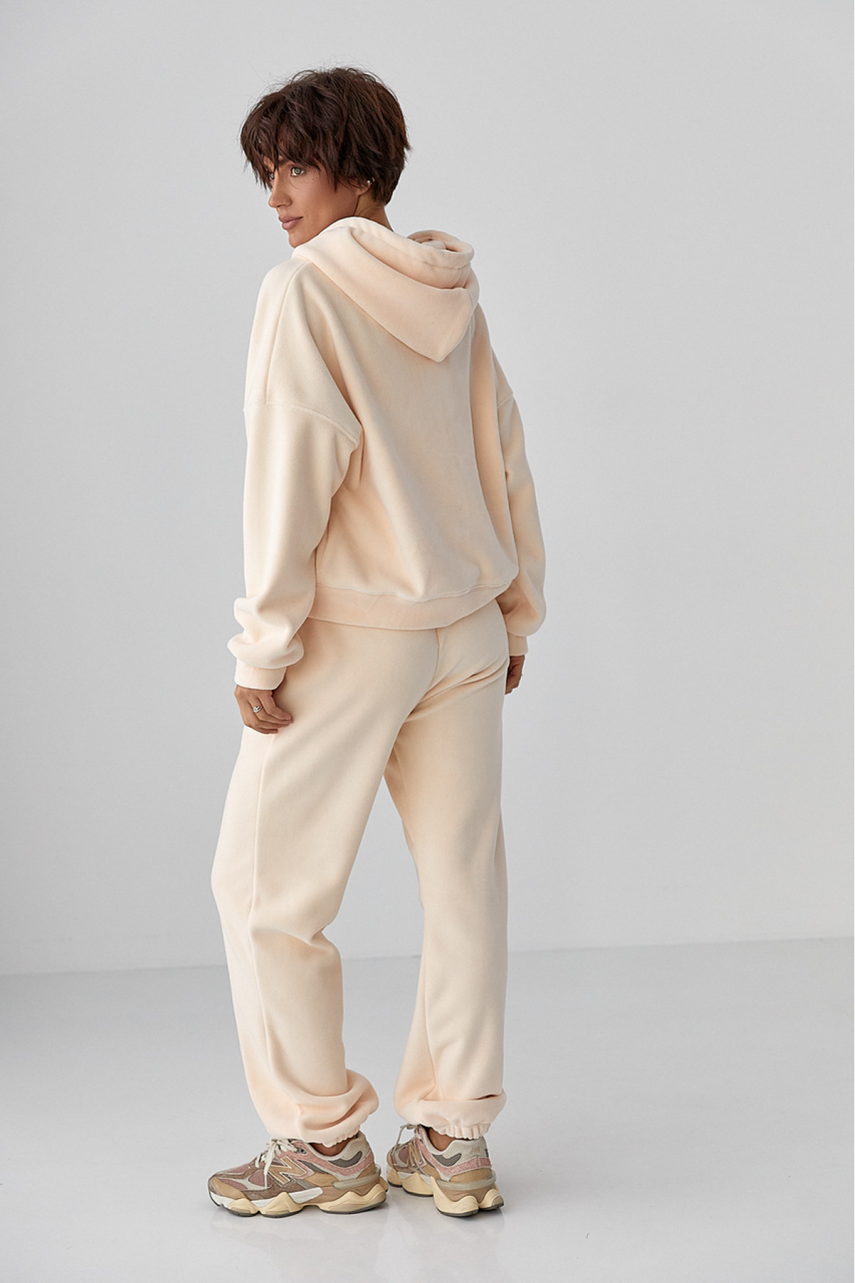 Спортивний костюм з двостороннього флісу  кремовий колір