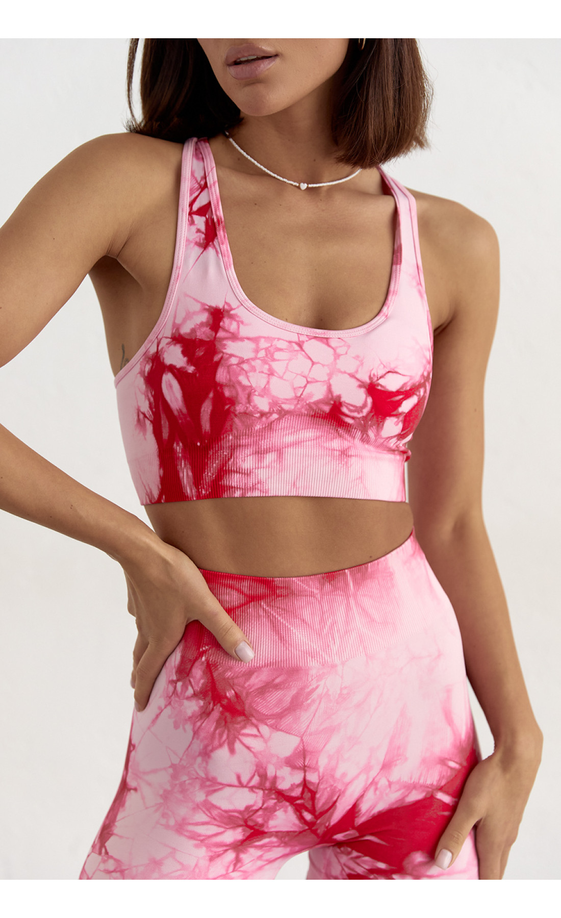 Комплект для фітнесу в техніці тайдай  червоний колір