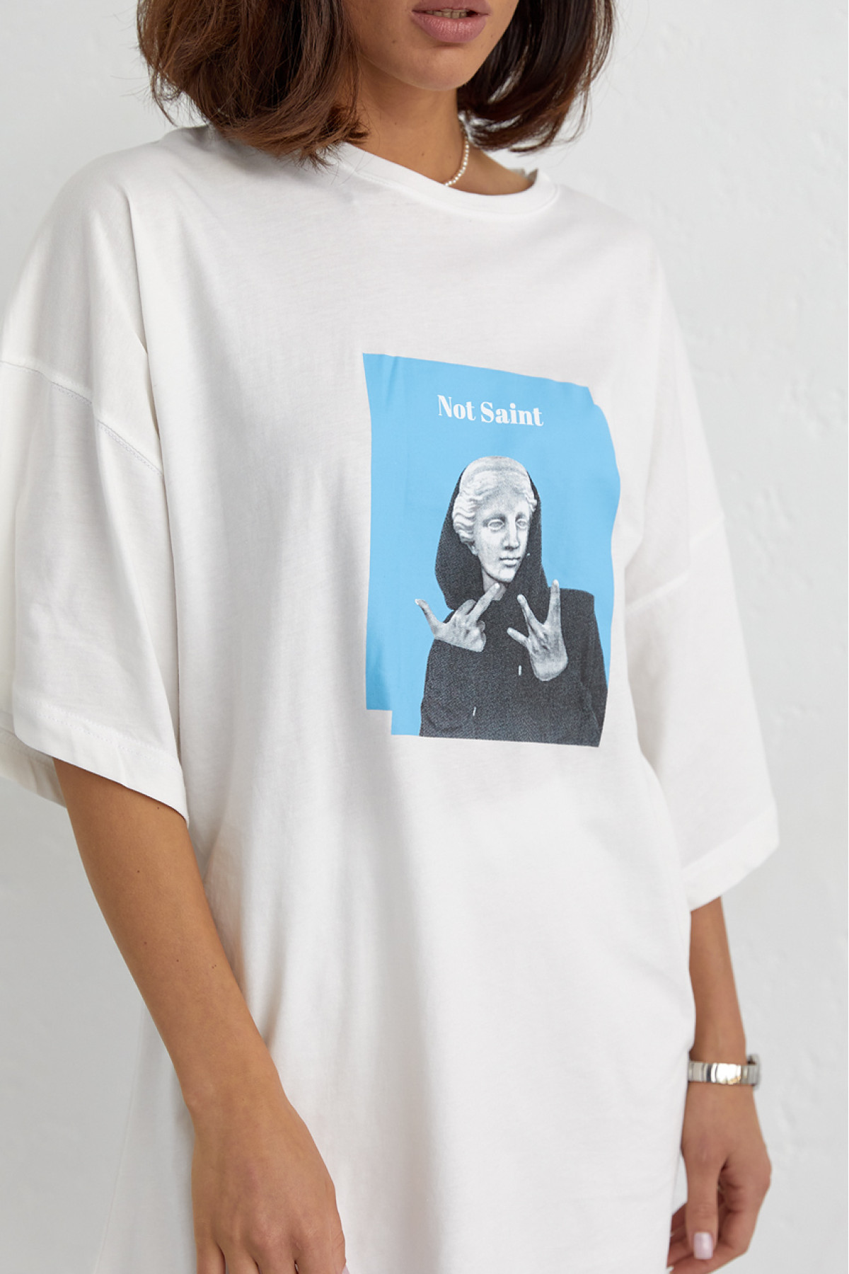 Костюм з футболкою oversize та велосипедками  молочний колір