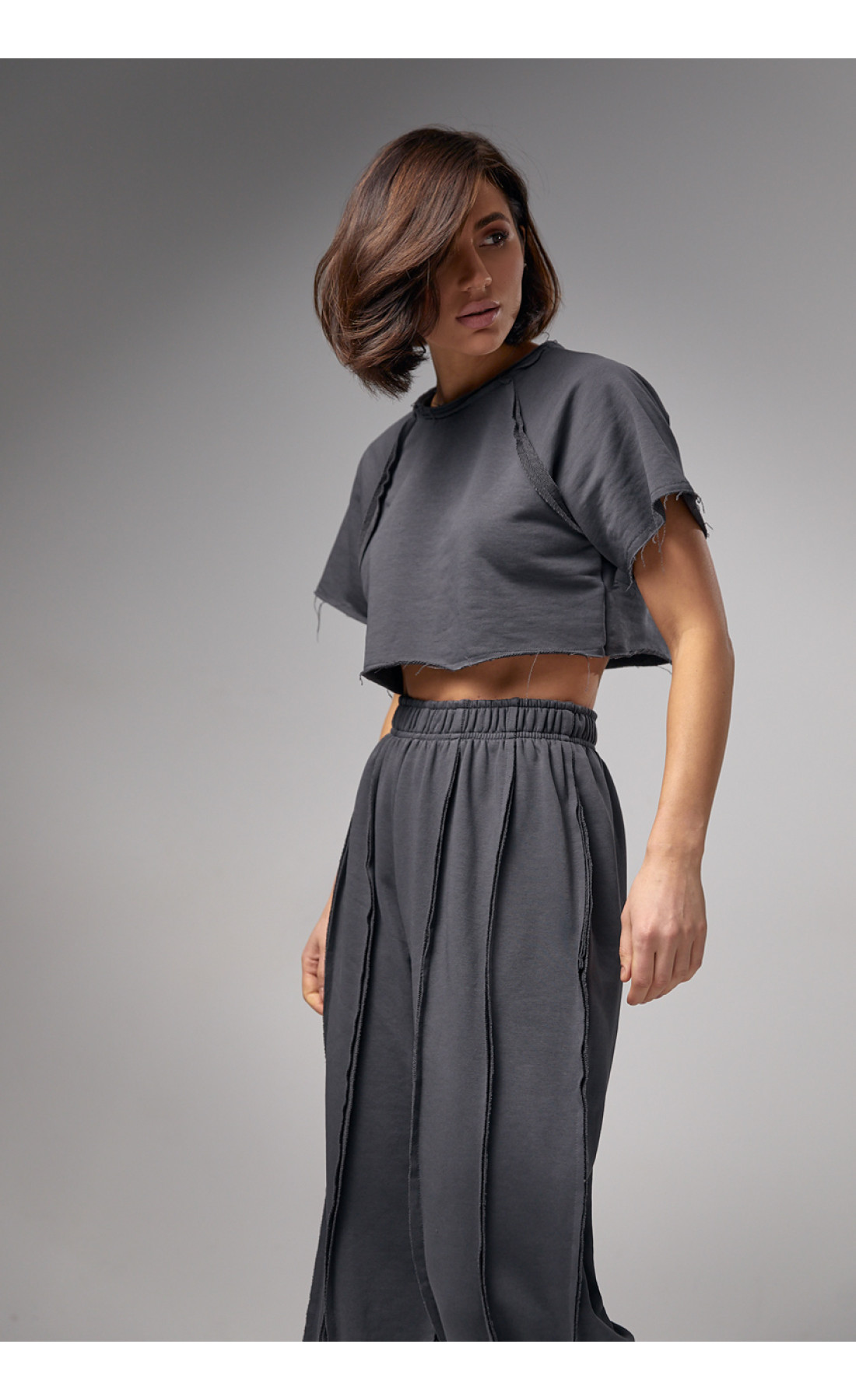 Жіночий трикотажний костюм у стилі grunge  темносірий колір