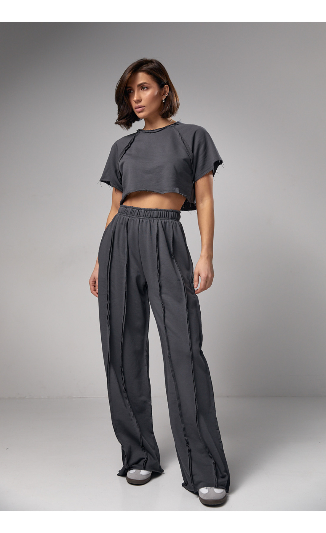 Жіночий трикотажний костюм у стилі grunge  темносірий колір