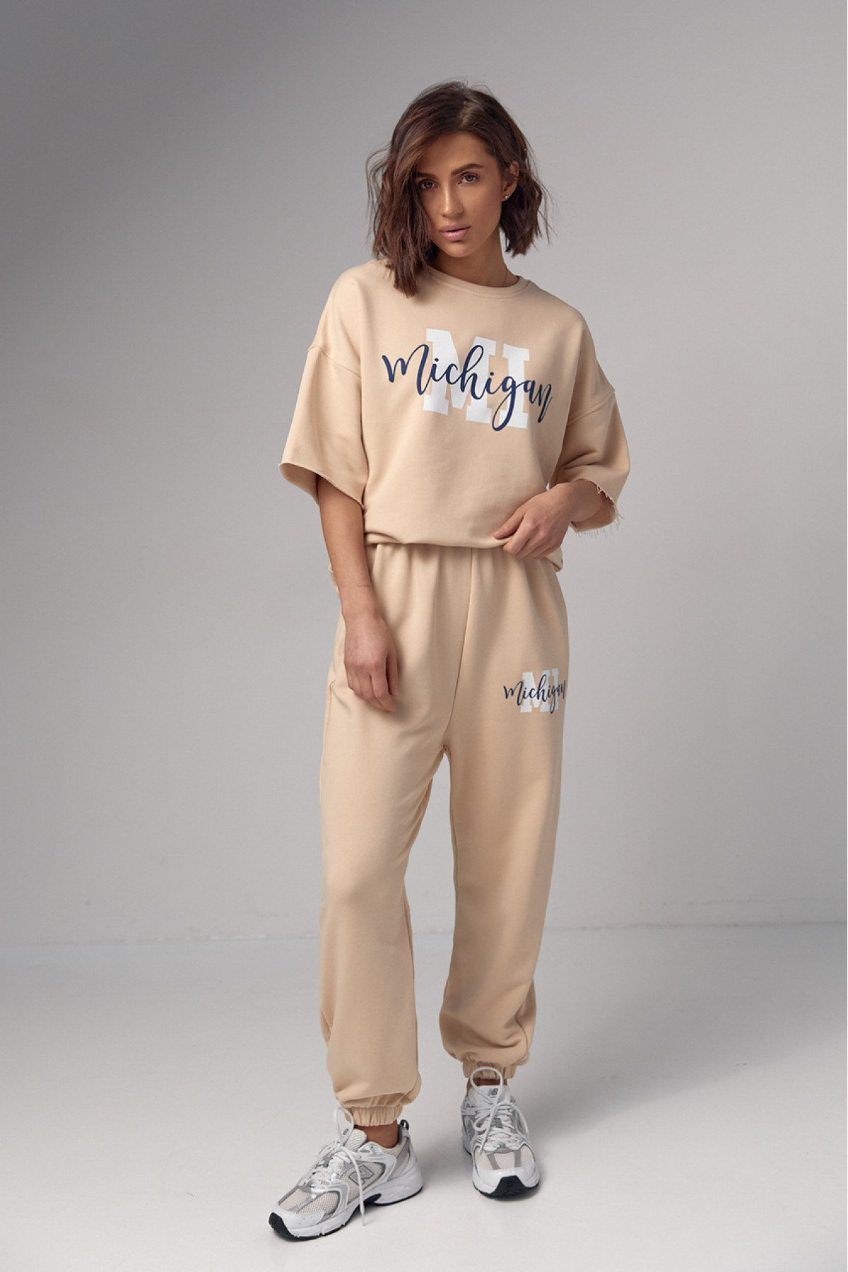 Жіночий спортивний костюм з написом ichigan  кремовий колір