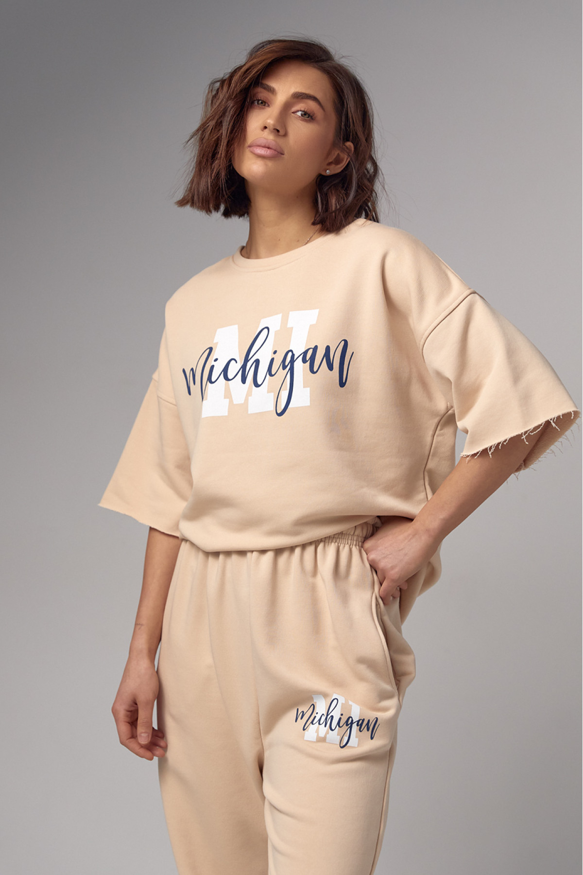 Жіночий спортивний костюм з написом ichigan  кремовий колір