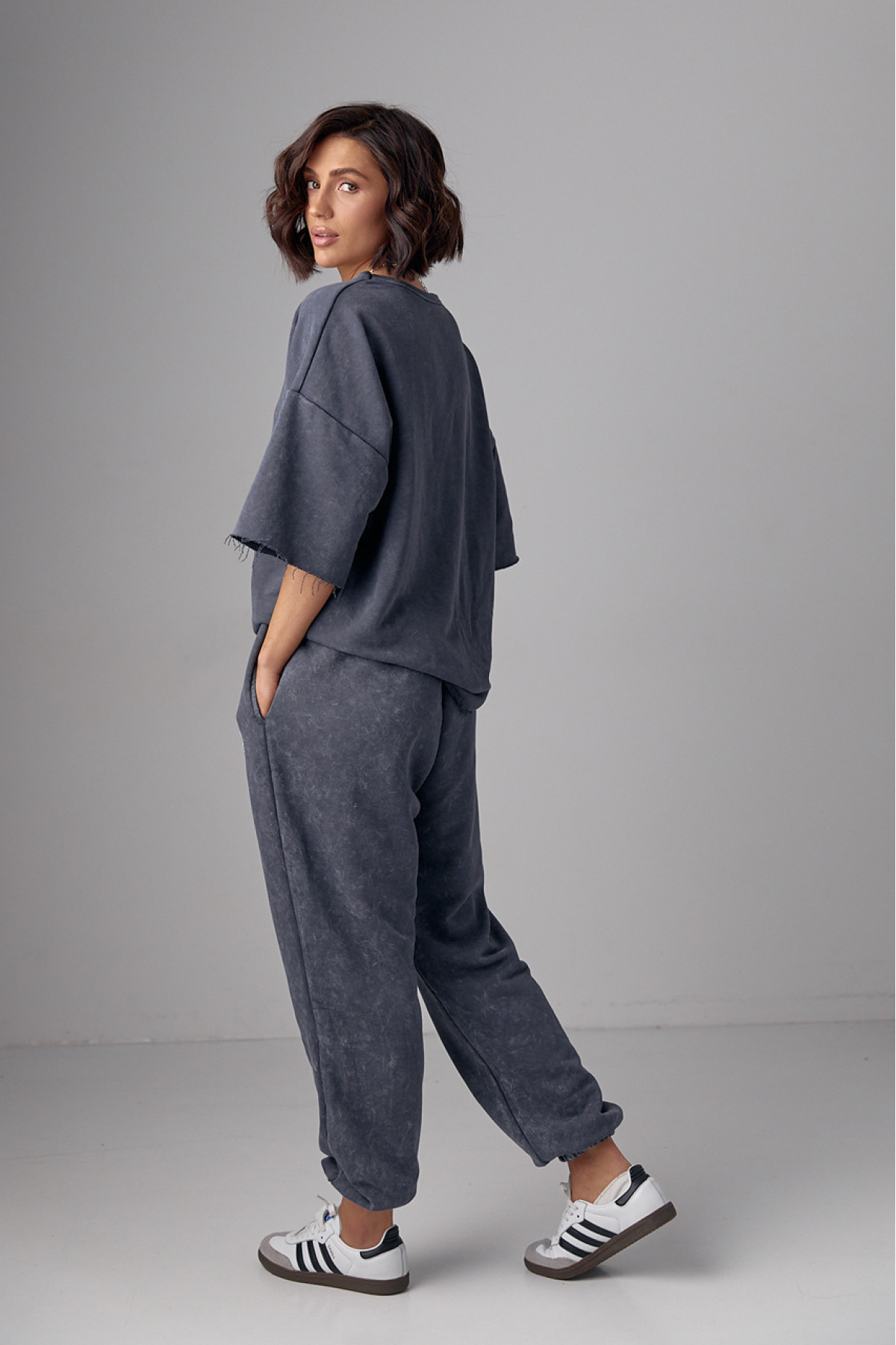 Спортивний костюм тайдай з вишивкою  сірий колір