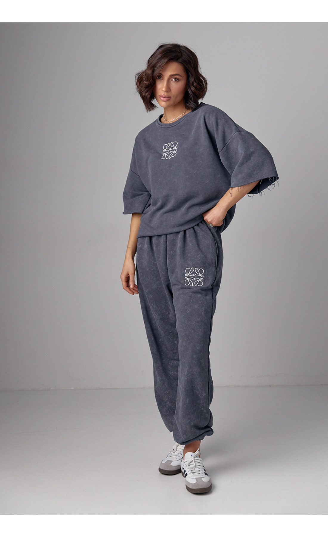 Спортивний костюм тайдай з вишивкою  сірий колір