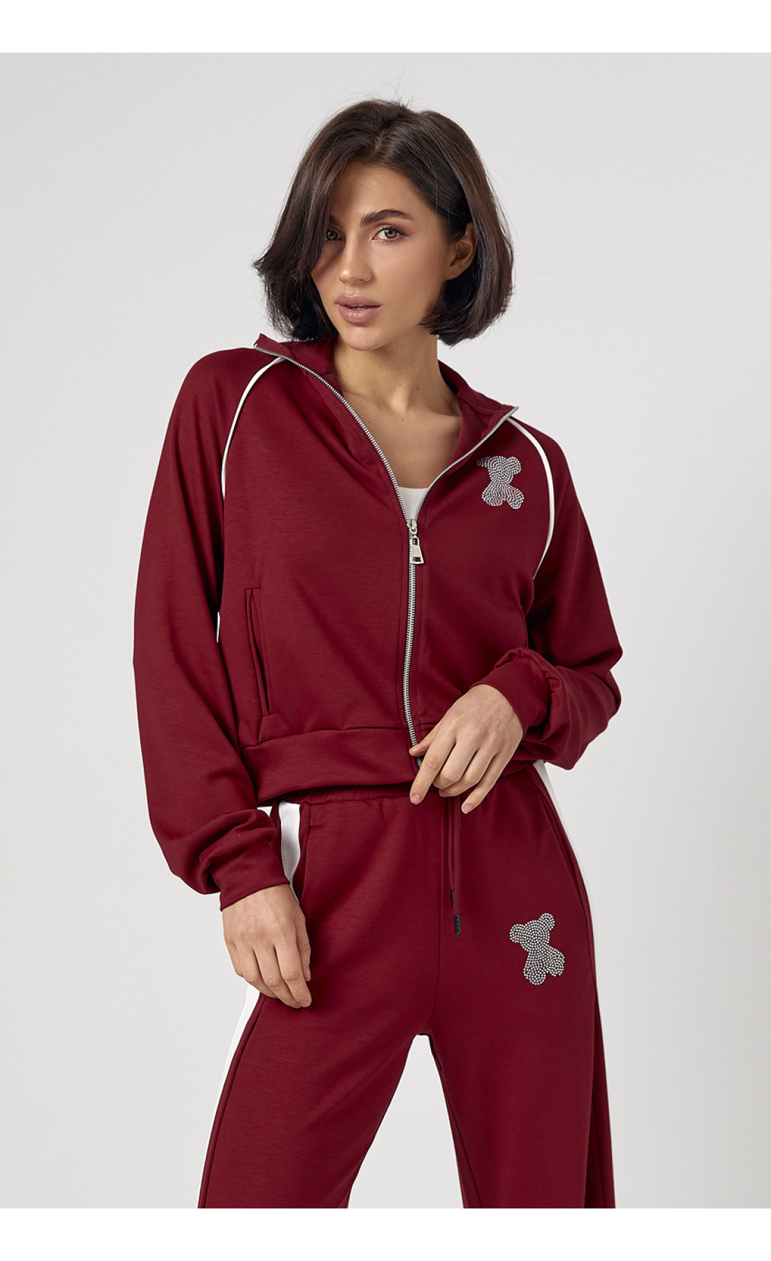 Спортивний костюм з ведмедиком із термостразів  бордо колір