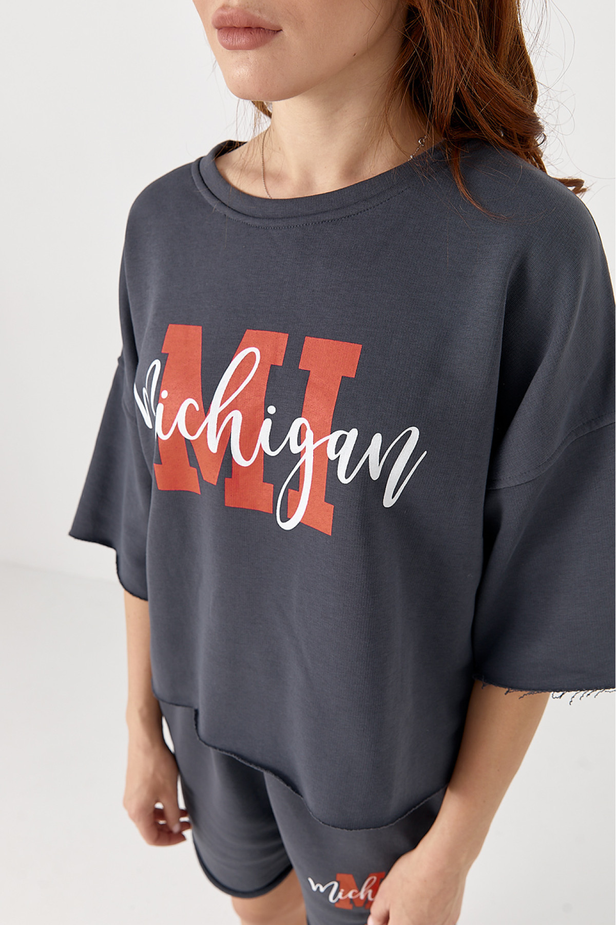 Спортивний костюм з принтом Michigan  темносірий колір