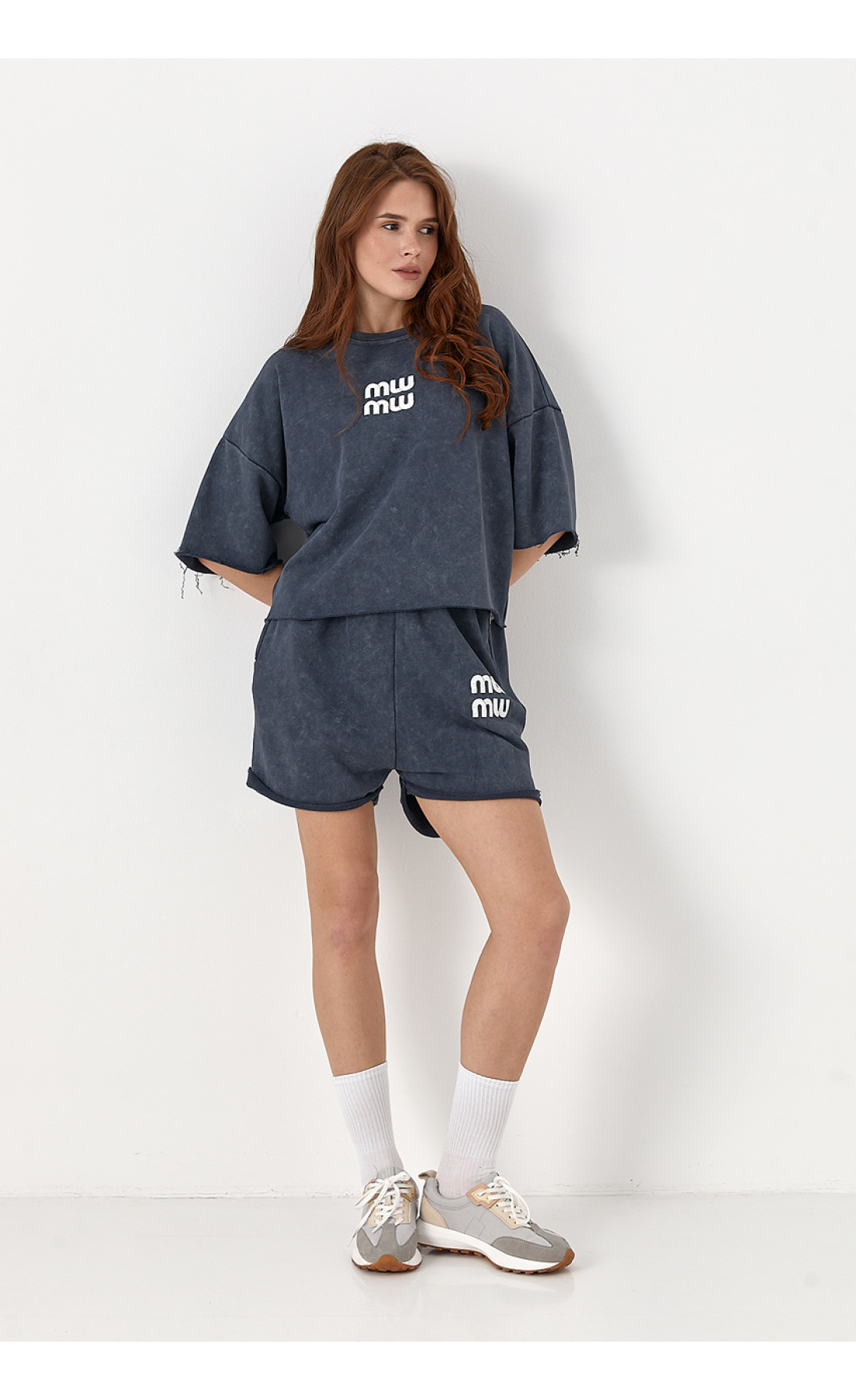 Спортивний костюм Miu Miu із шортами  темносірий колір