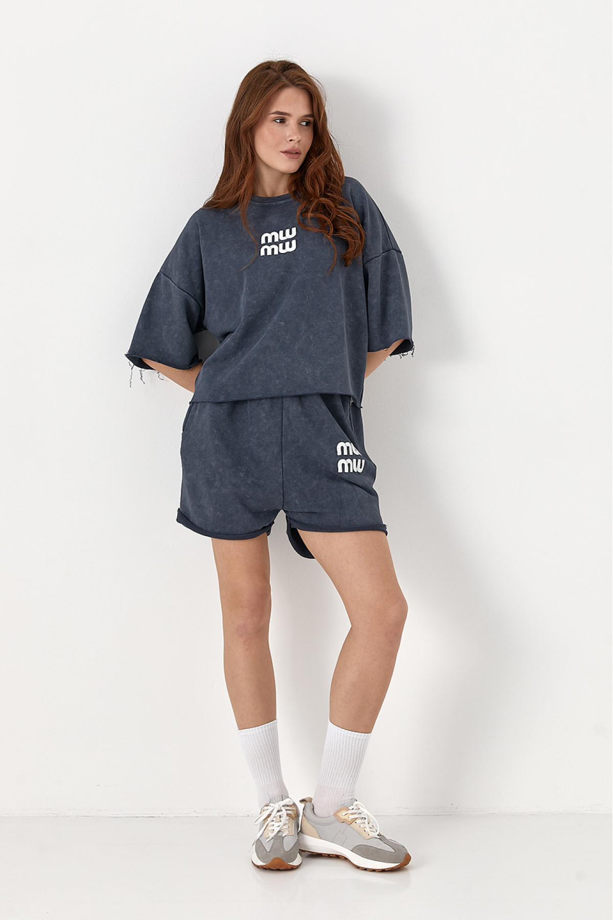 Спортивний костюм Miu Miu із шортами  темносірий колір