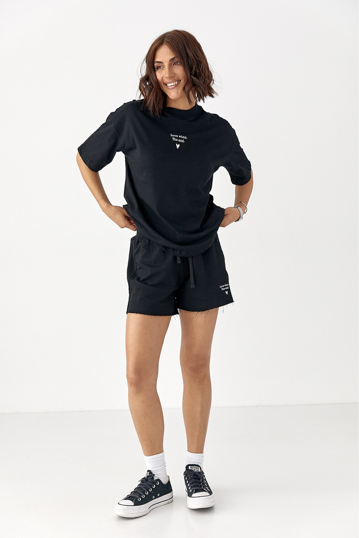 Літній спортивний костюм із шортами  чорний колір