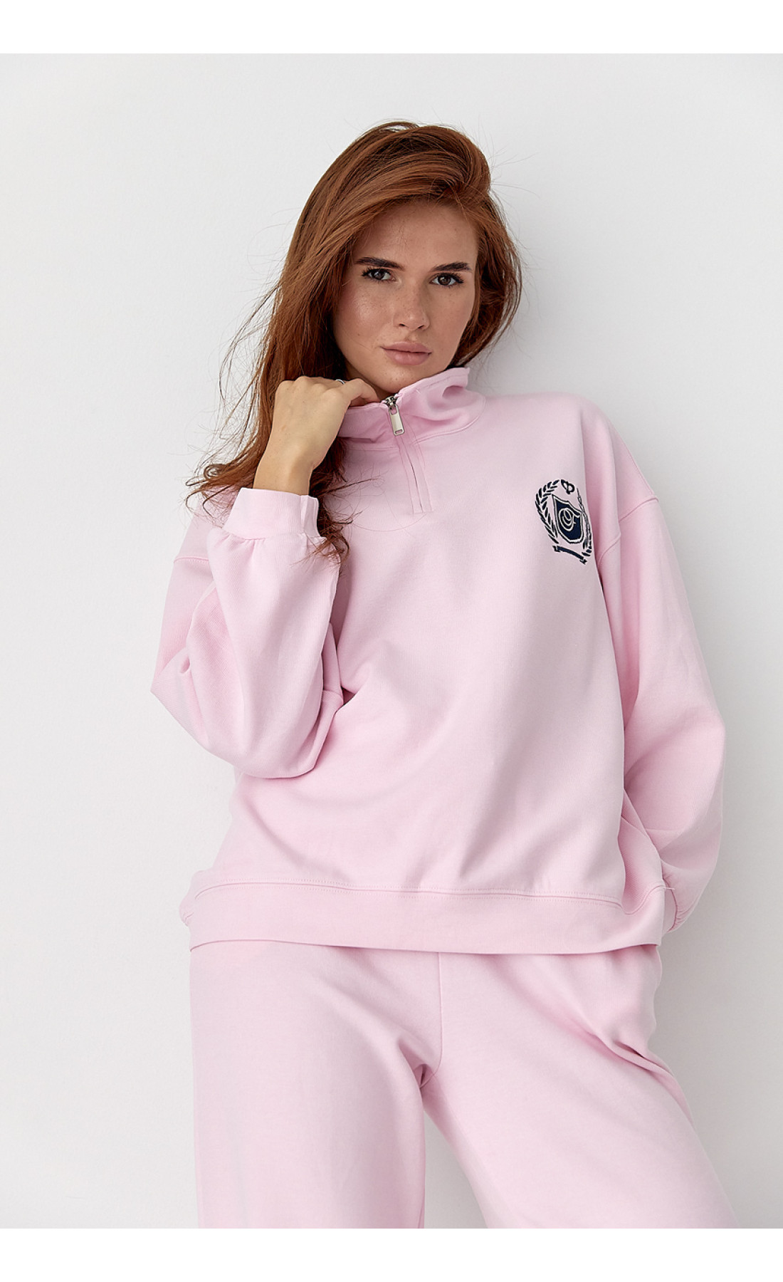 Вільний спортивний костюм зі світшотом на блискавці та прямими штанами  пудра колір