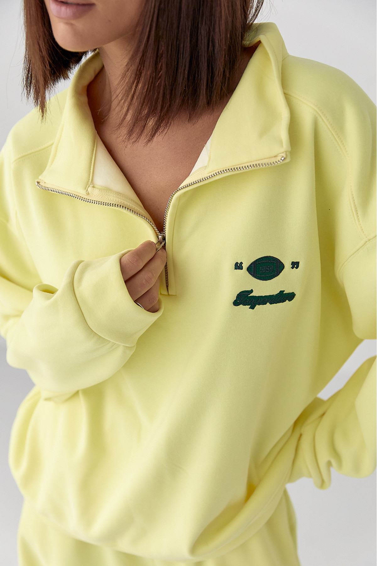 Спортивний теплий костюм з вільним світшотом і штанами  жовтий колір