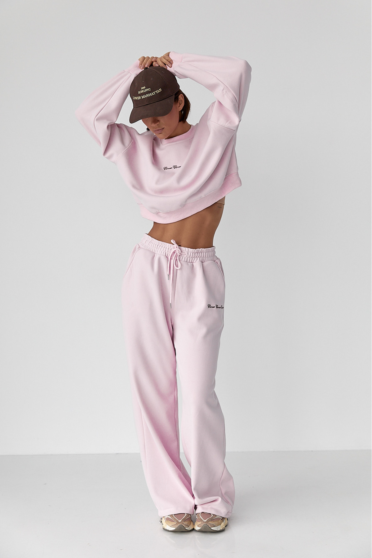 Спортивний костюм із плюшевим начосом з коротким світшотом та штанами палаццо  пудра колір