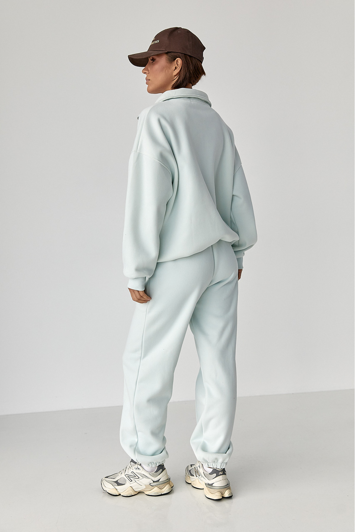 Утеплений спортивний костюм зі світшотом та джогерами  бірюзовий колір