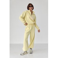 Теплий спортивний костюм з написами  лимонний колір