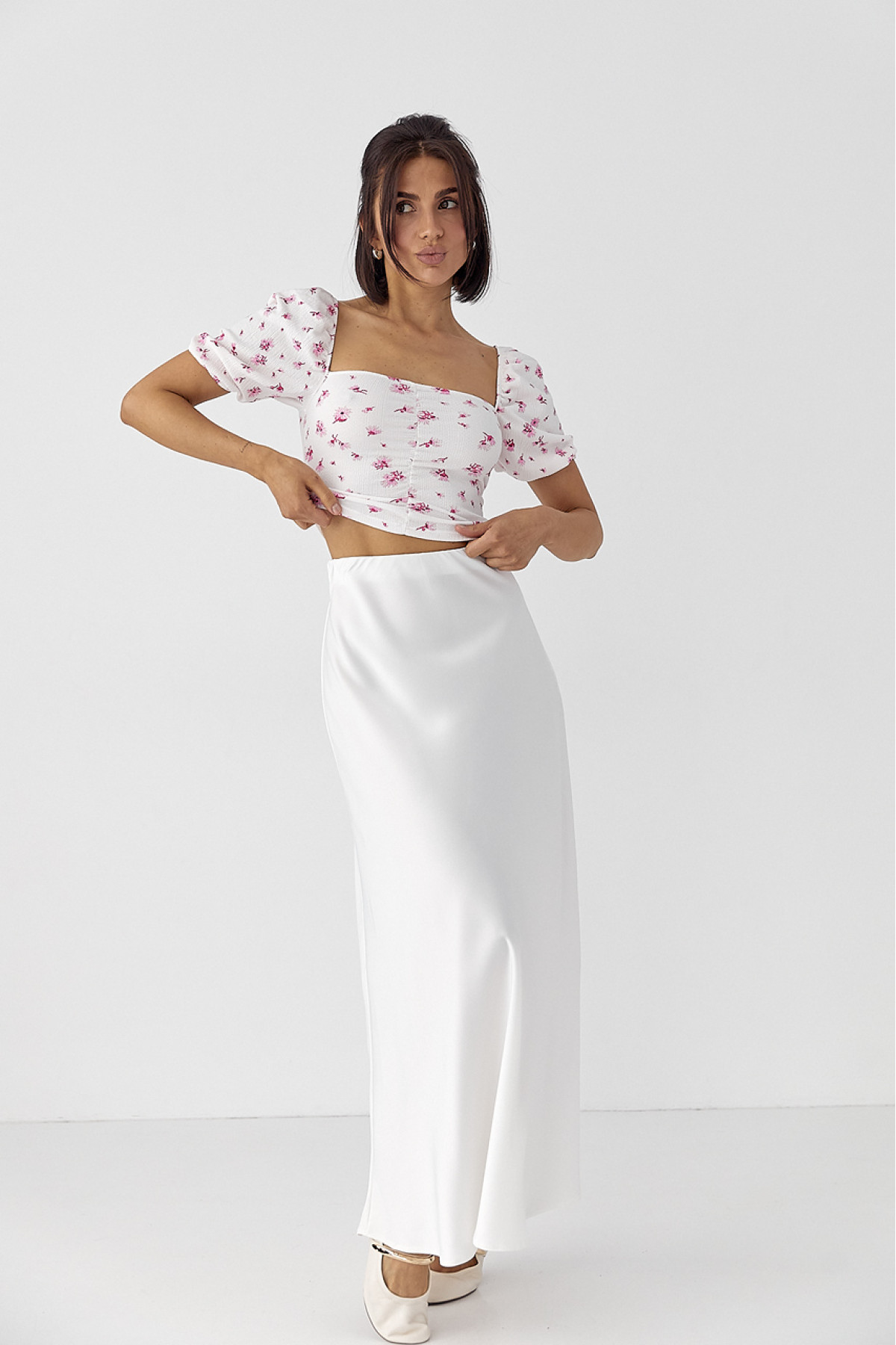 Блузатоп у квіточку з рукавамиліхтариками  білий колір