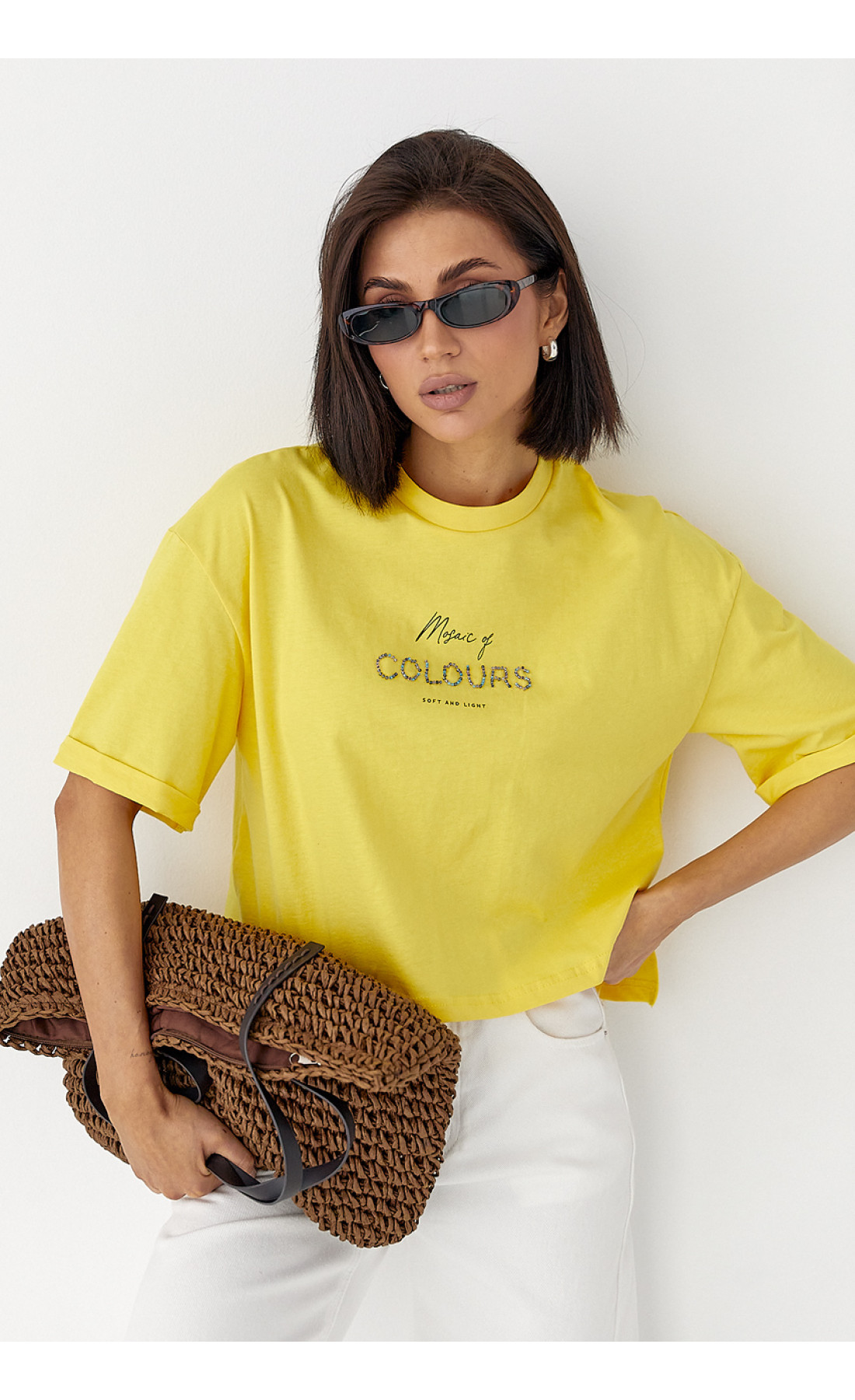 Футболка з надписом із бісеру  жовтий колір