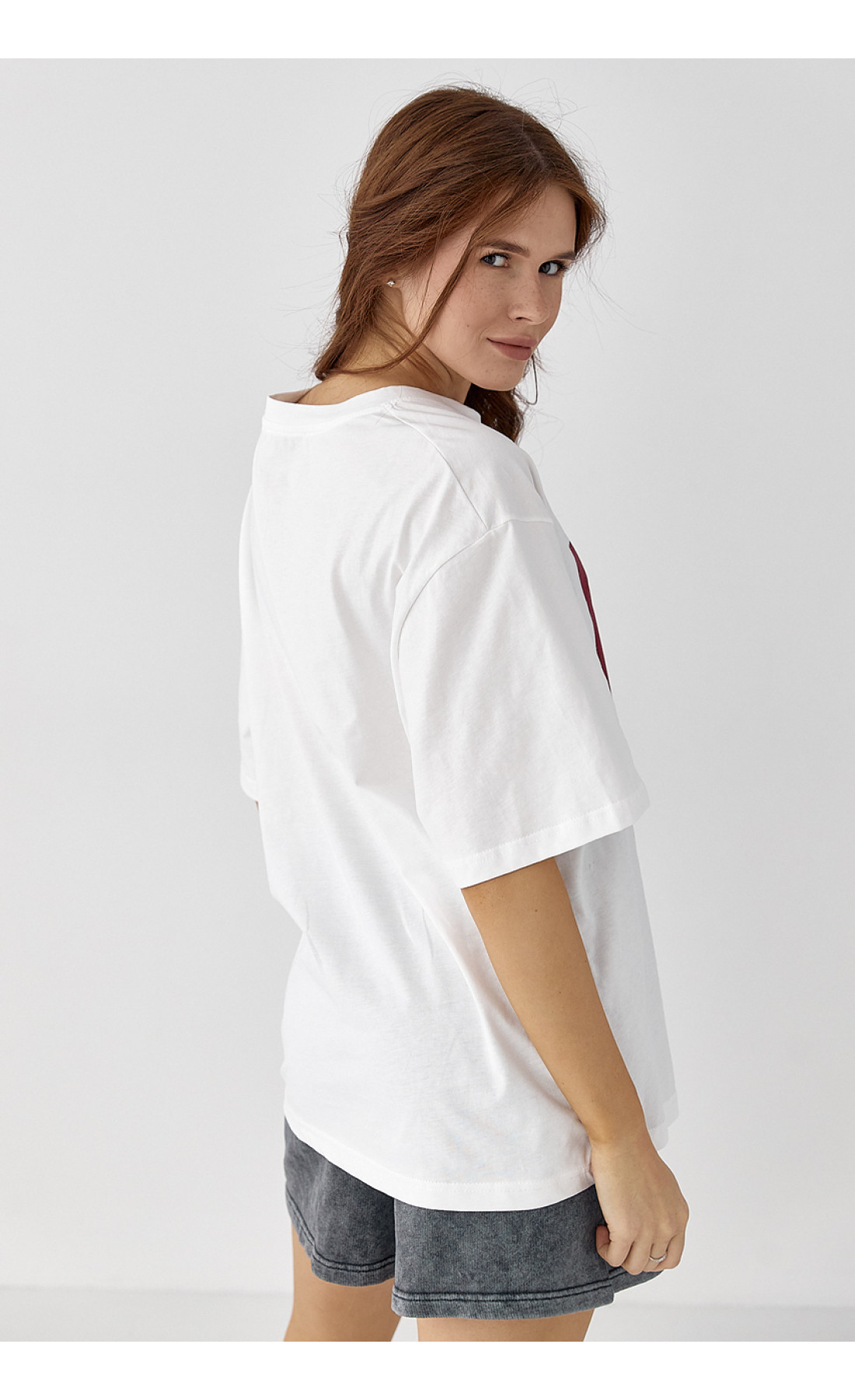 Жіноча футболка з принтом Porsche  білий колір