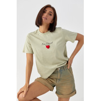 Футболка з об'ємним серцем  хакі колір