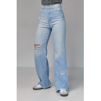 Жіночі жіночі джинси з рваними елементами  блакитний колір