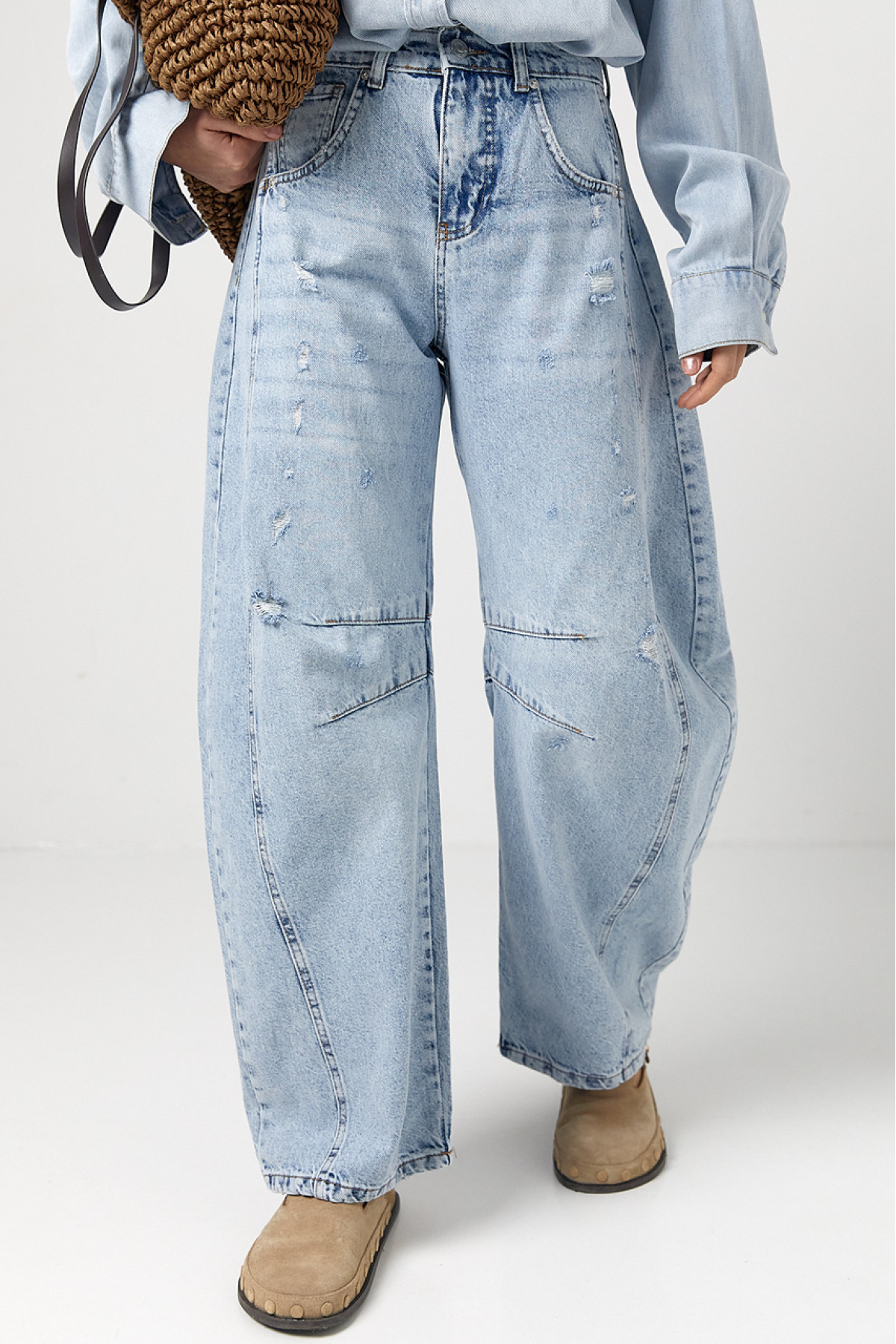 Джинси жіночі  Вaggy з рваним ефектом  блакитний колір