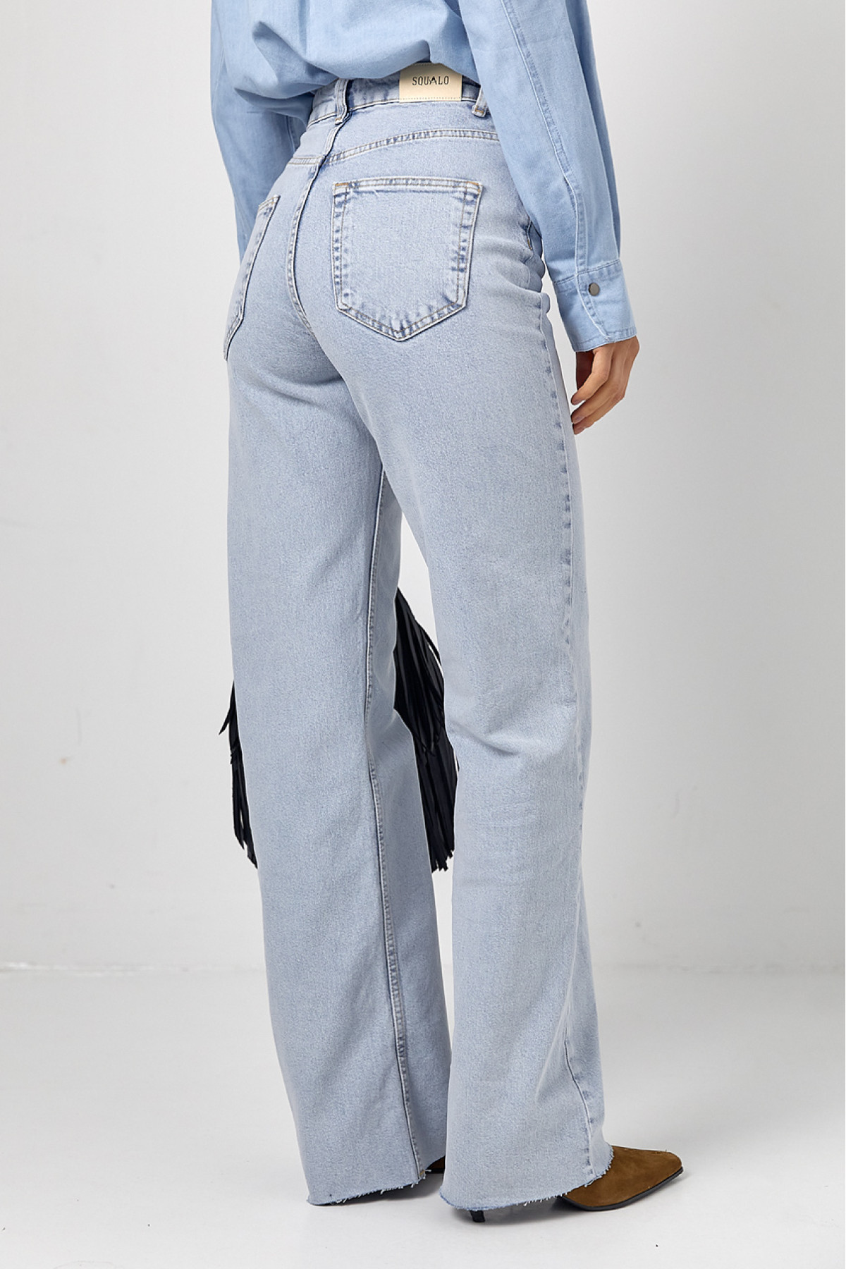 Джинси Straight прямого крою з необробленим низом  небесноблакитний колір