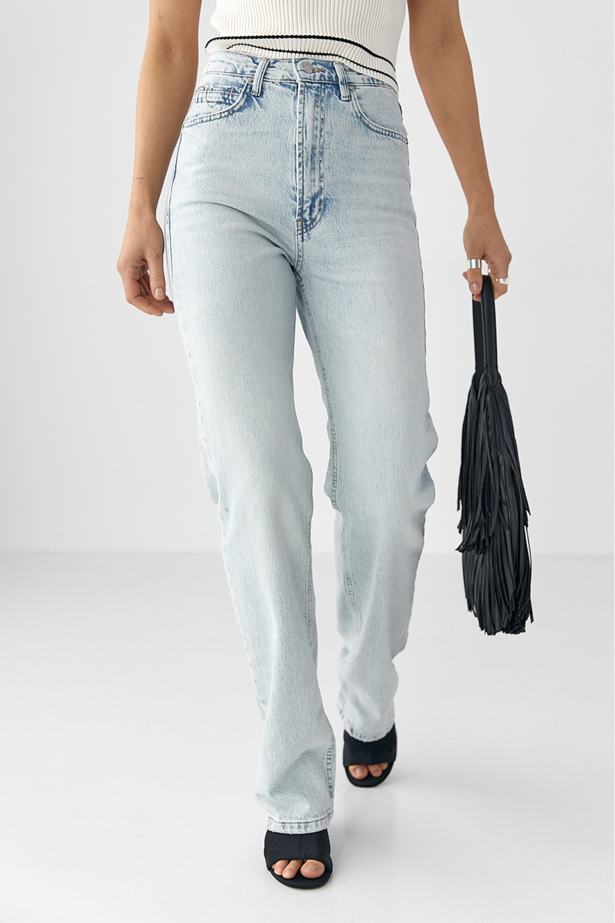 Прямі жіночі джинси з високою талією  блакитний колір