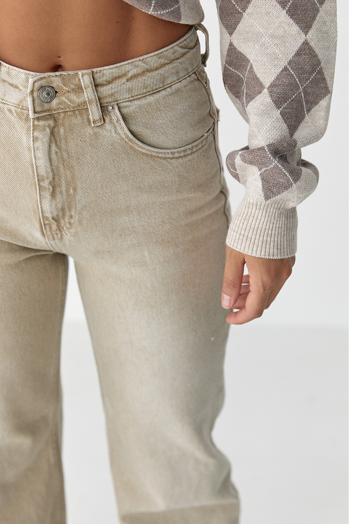 Широкі прямі жіночі джинси з високою посадкою  бежевий колір