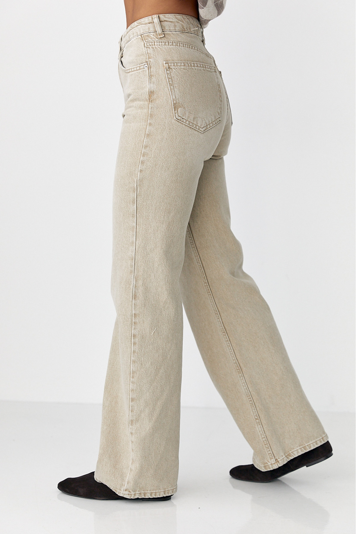Широкі прямі жіночі джинси з високою посадкою  бежевий колір