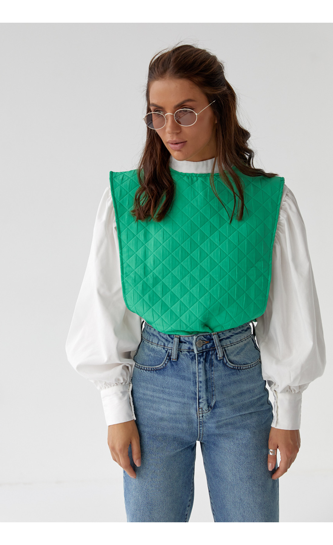 Блуза з об'ємними рукавами з накидкою та поясом EISA  зелений колір