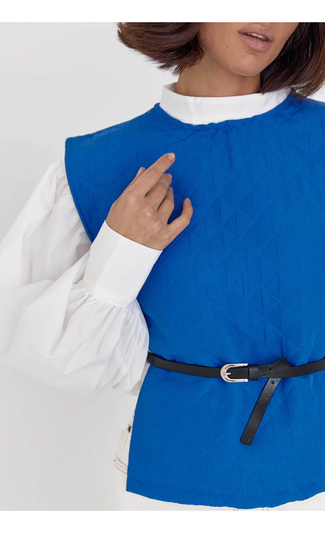Блуза з об'ємними рукавами з накидкою та поясом EISA  синій колір